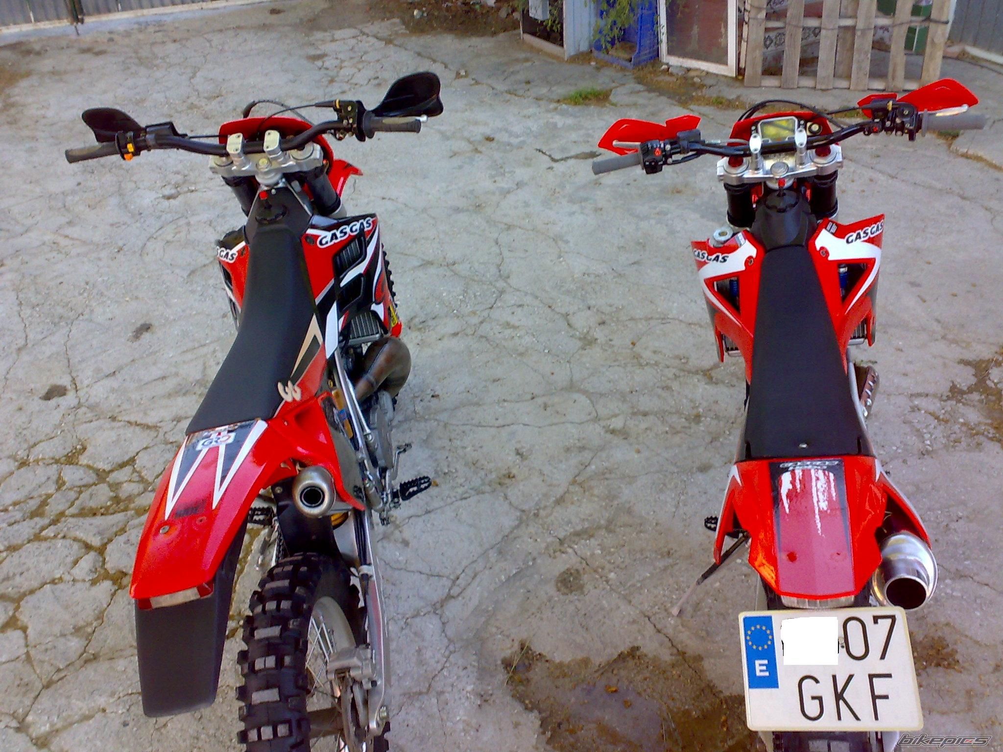 Photo 1618285