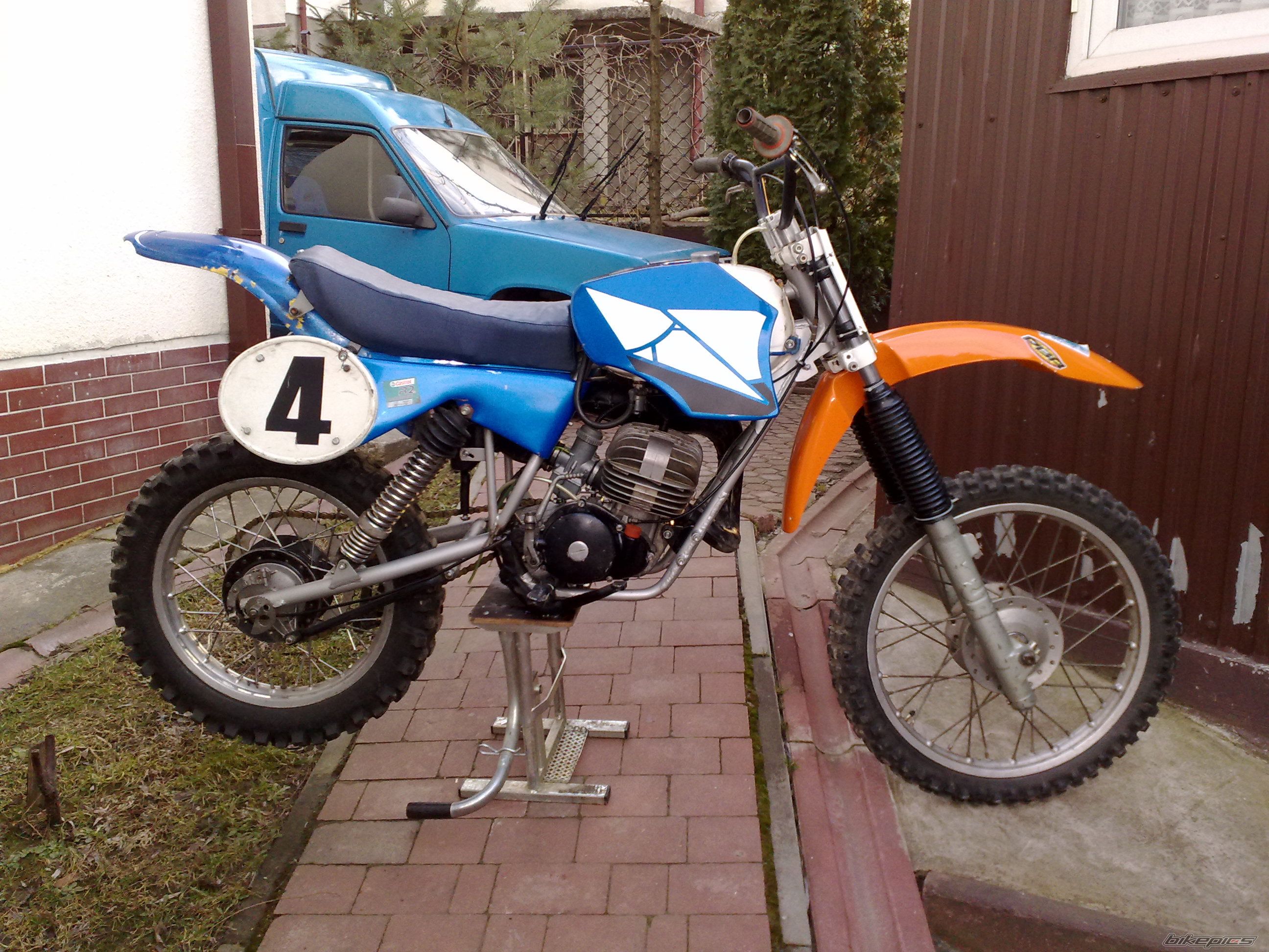 Bike Photo 1618303