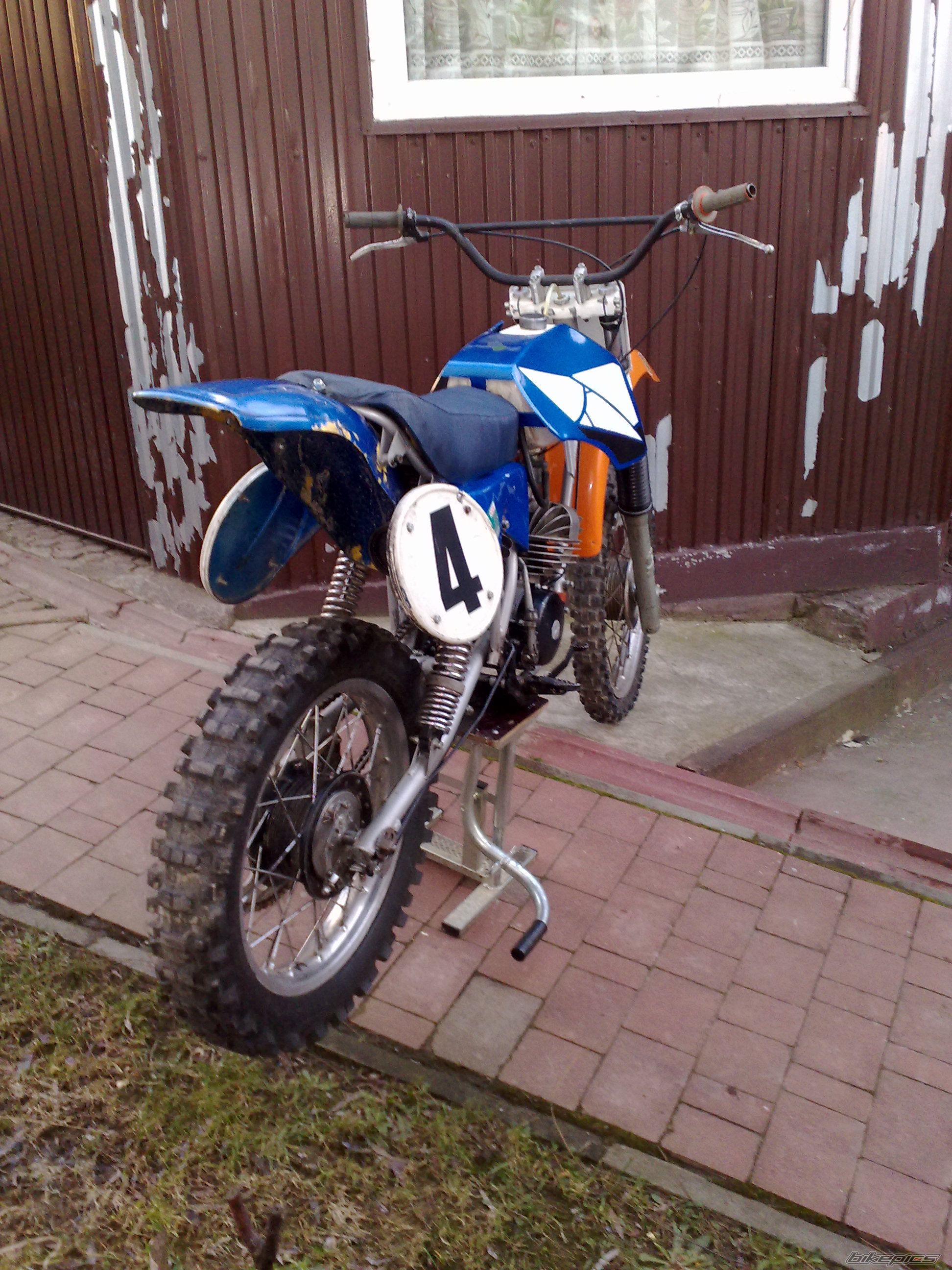 Photo 1618332