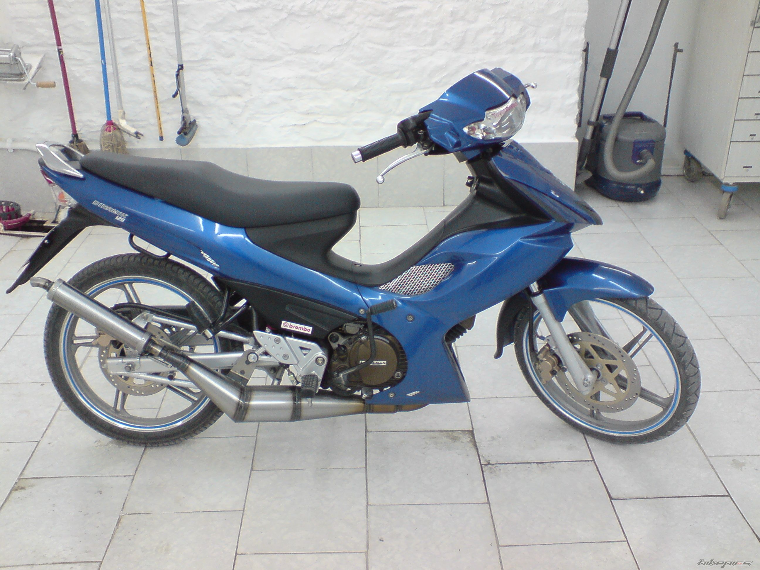 Photo 1618355