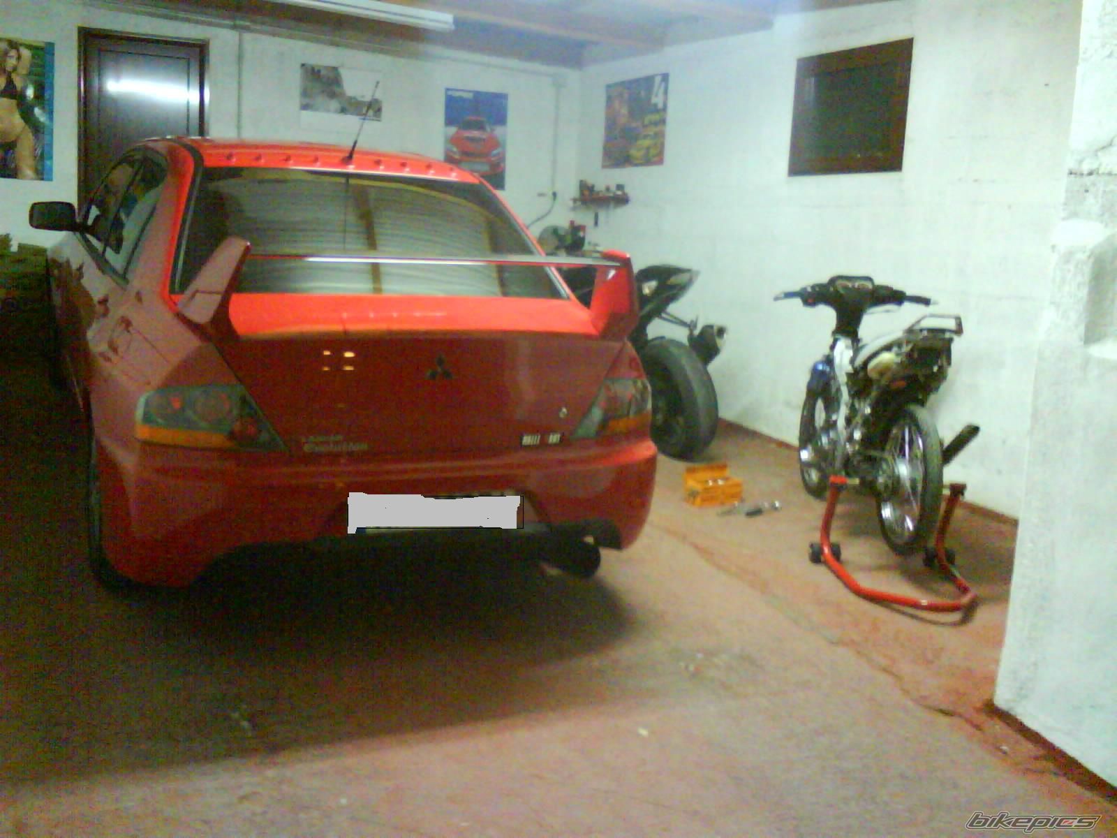 Photo 1618371