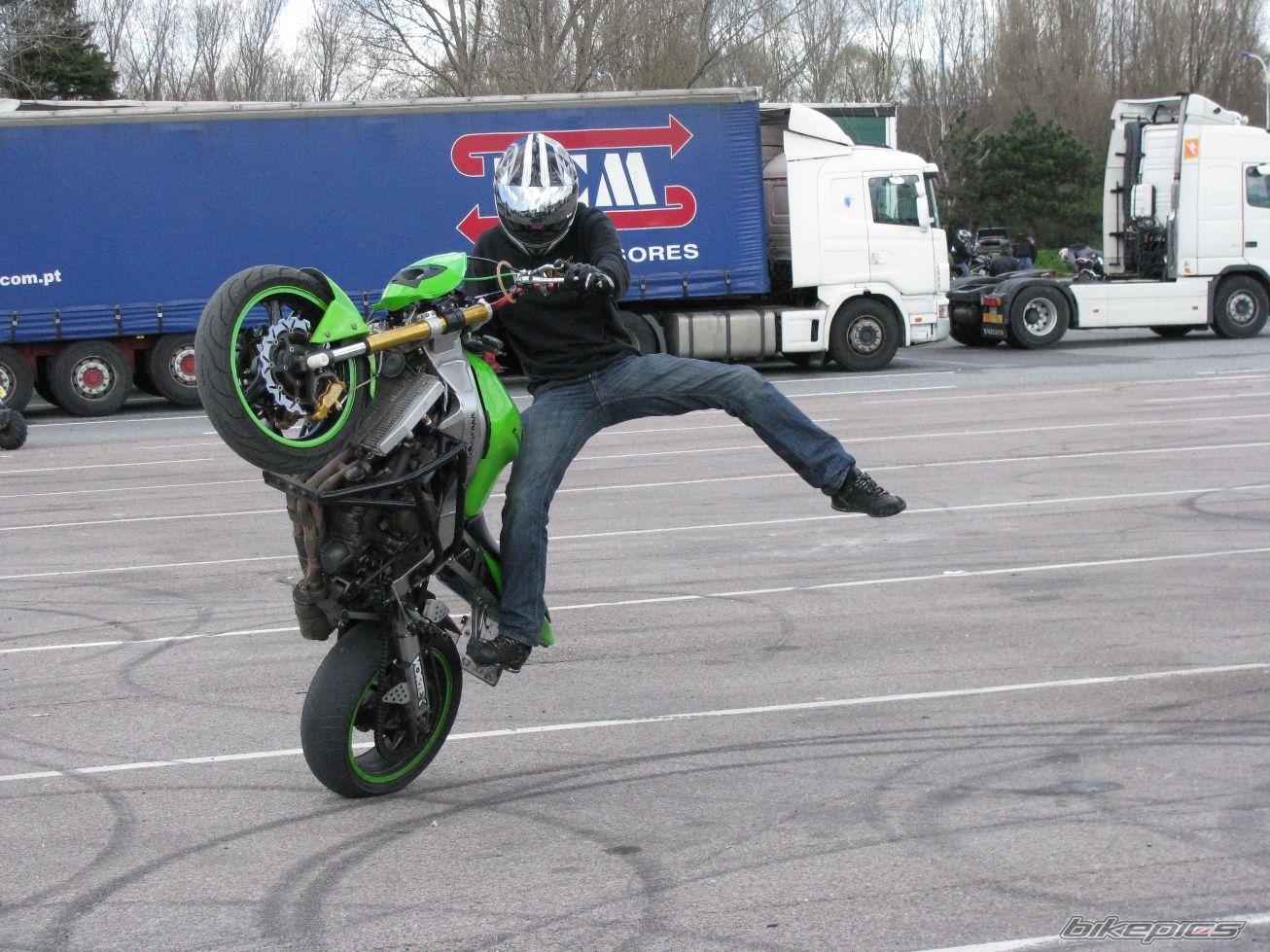 Bike Photo 1618395