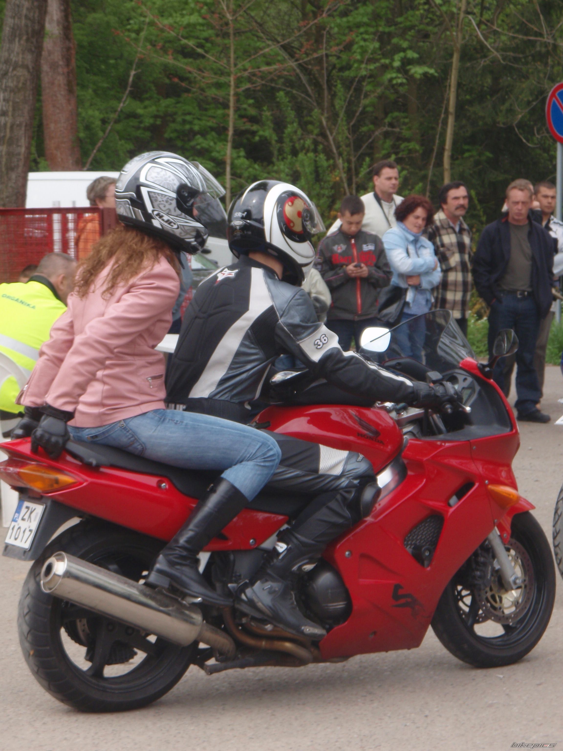 Photo 1618445