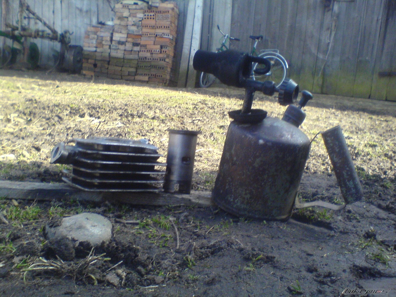 Photo 1618714