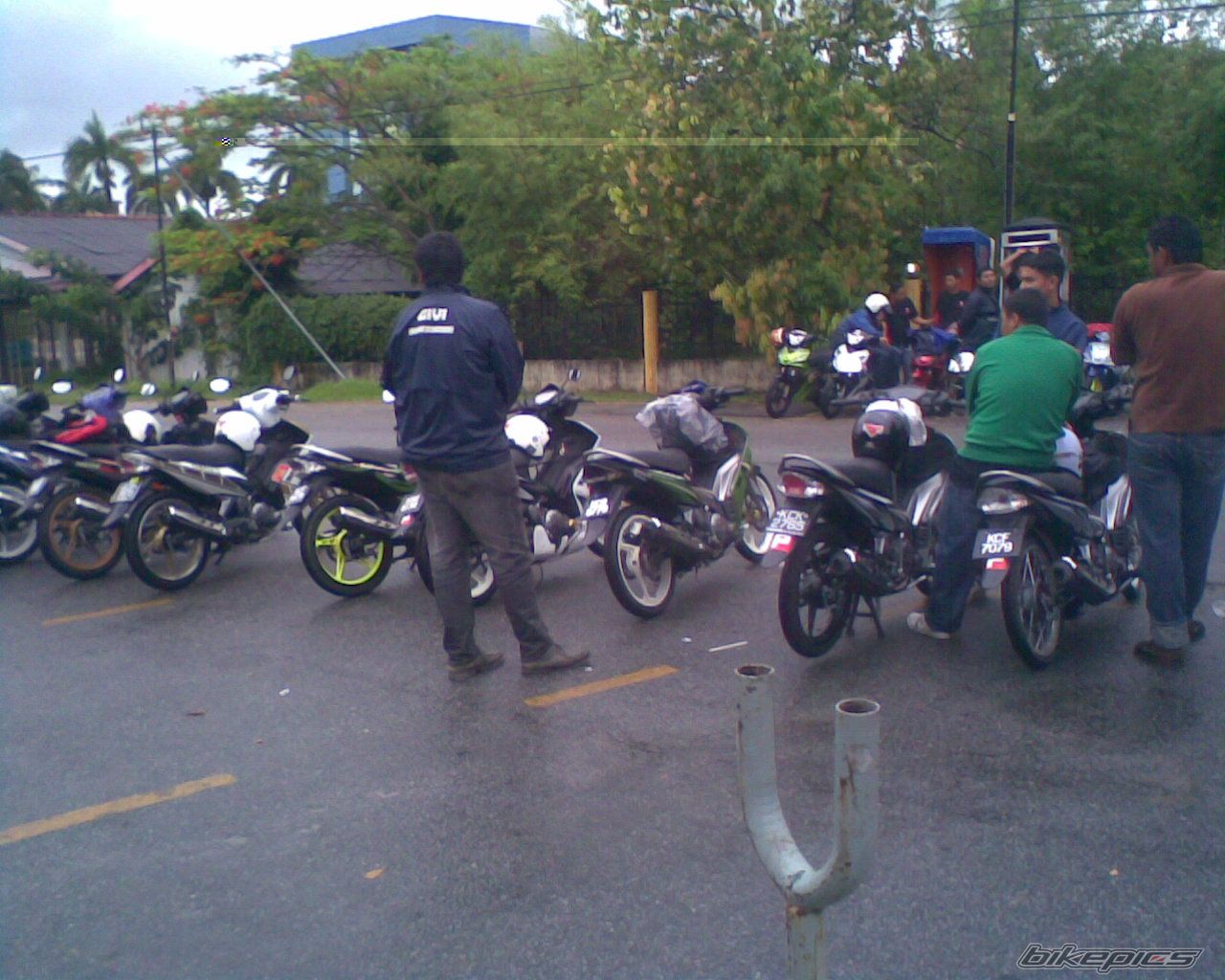 Photo 1618785
