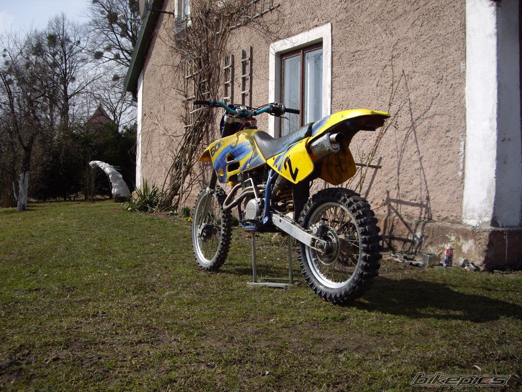 Photo 1619203
