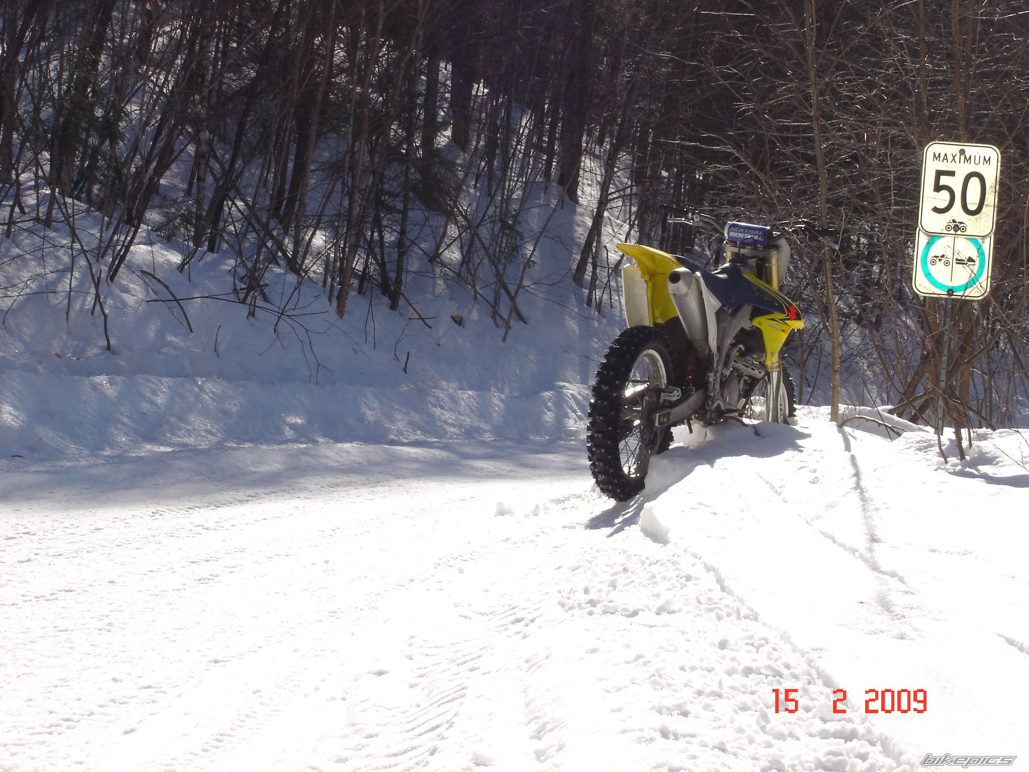 Photo 1619446