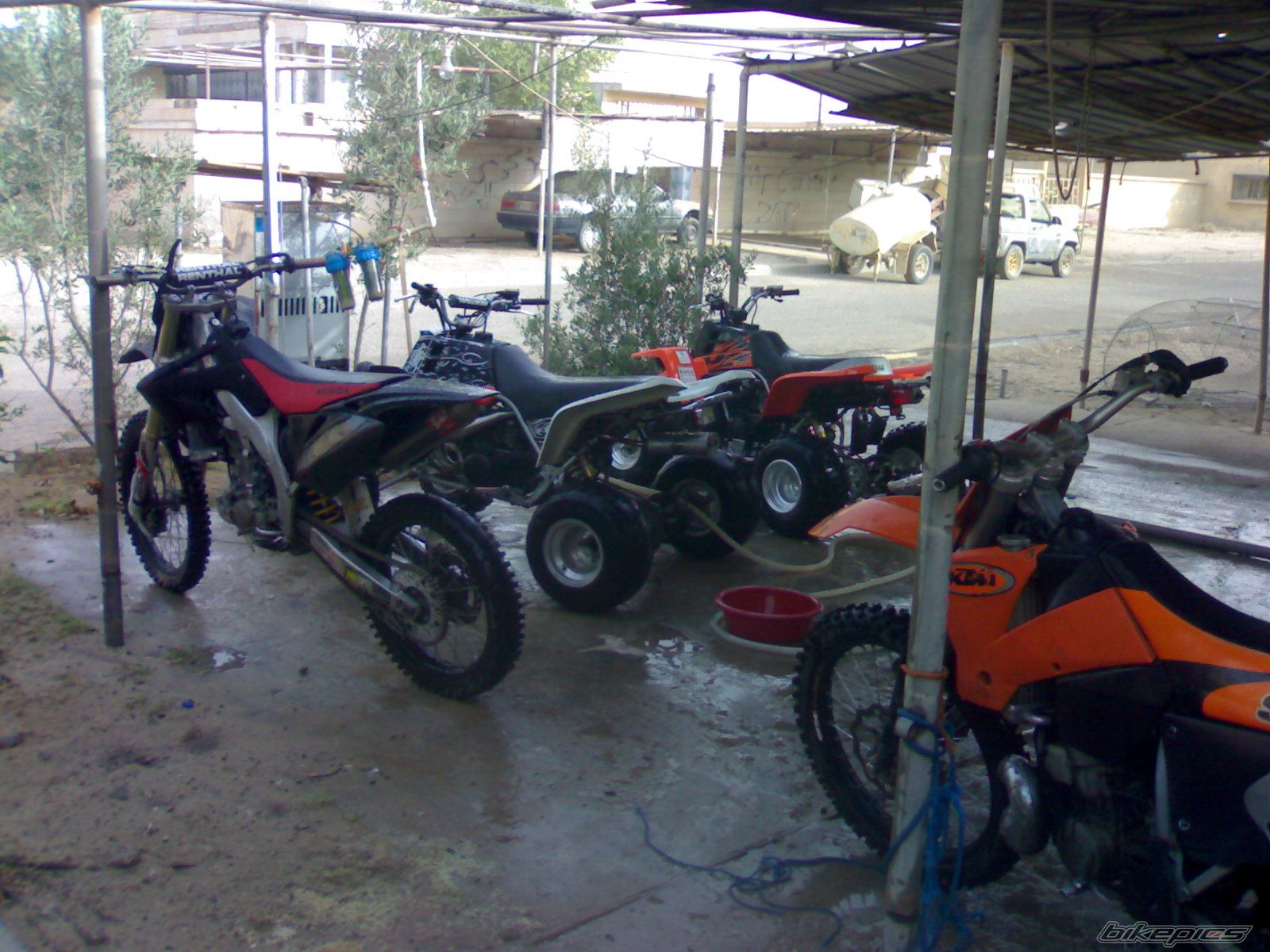 Photo 1619623