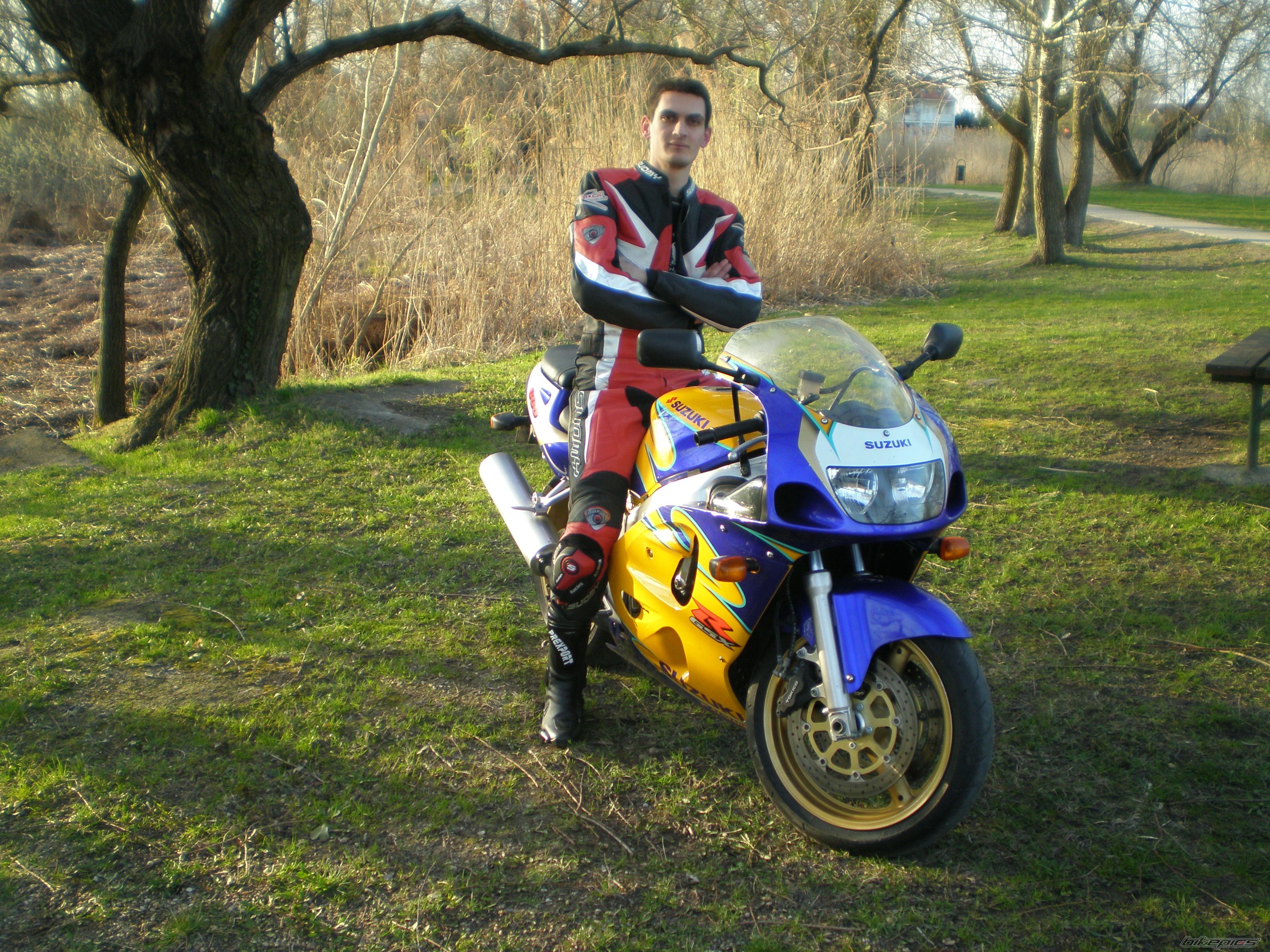 Bike Photo 1619759
