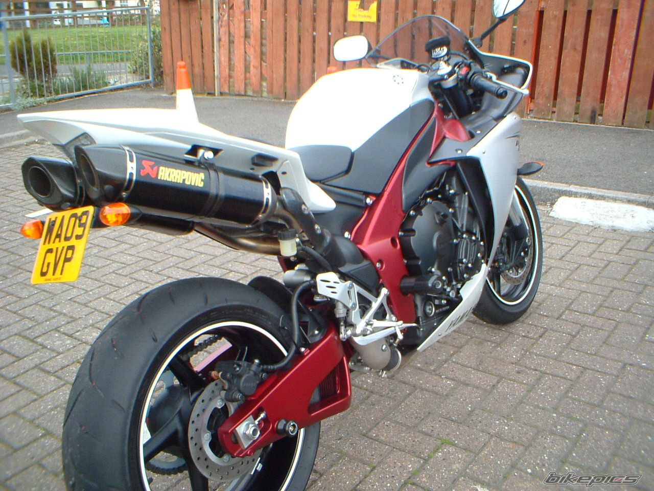 Photo 1619760