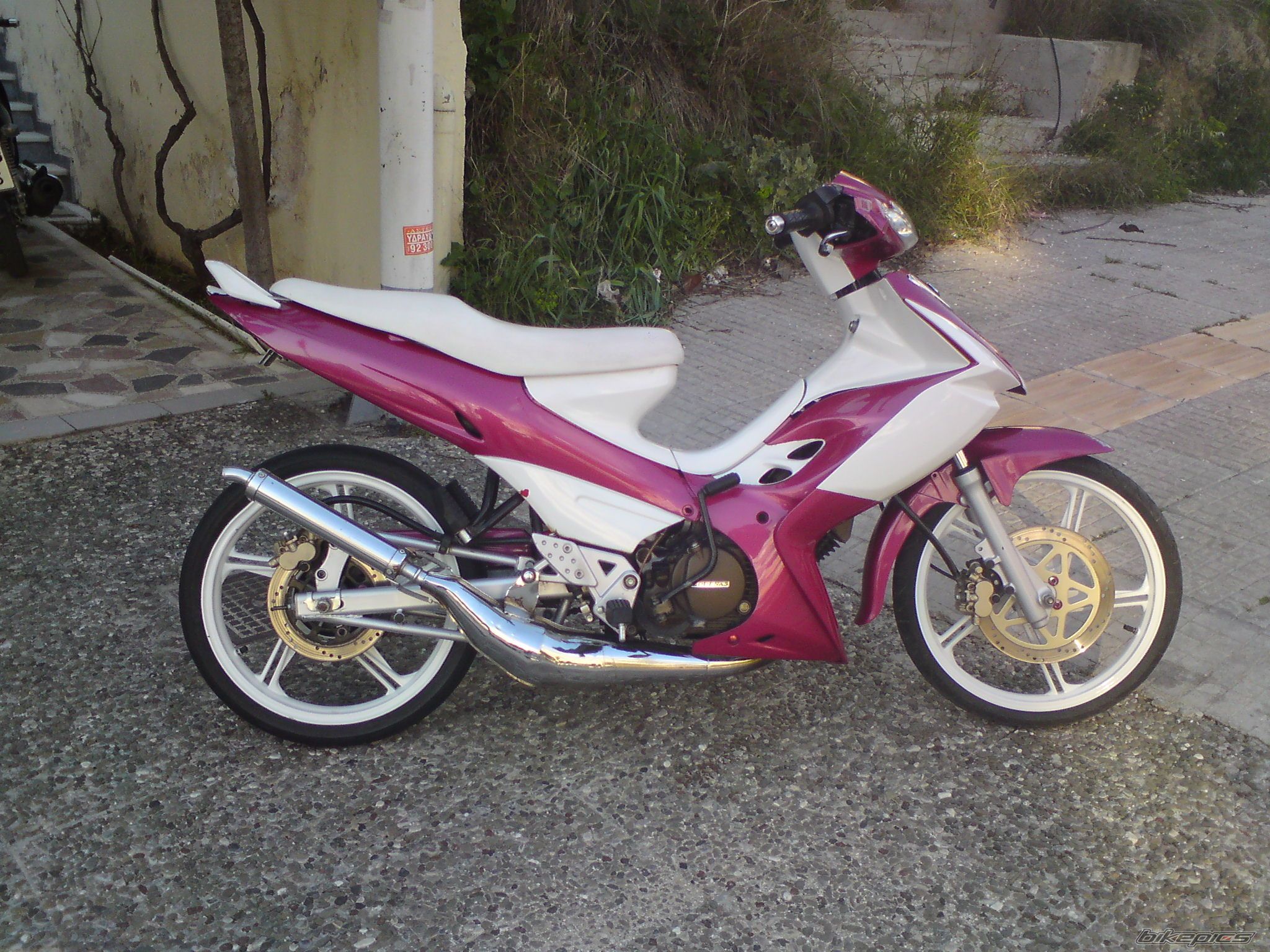 Bike Photo 1619898