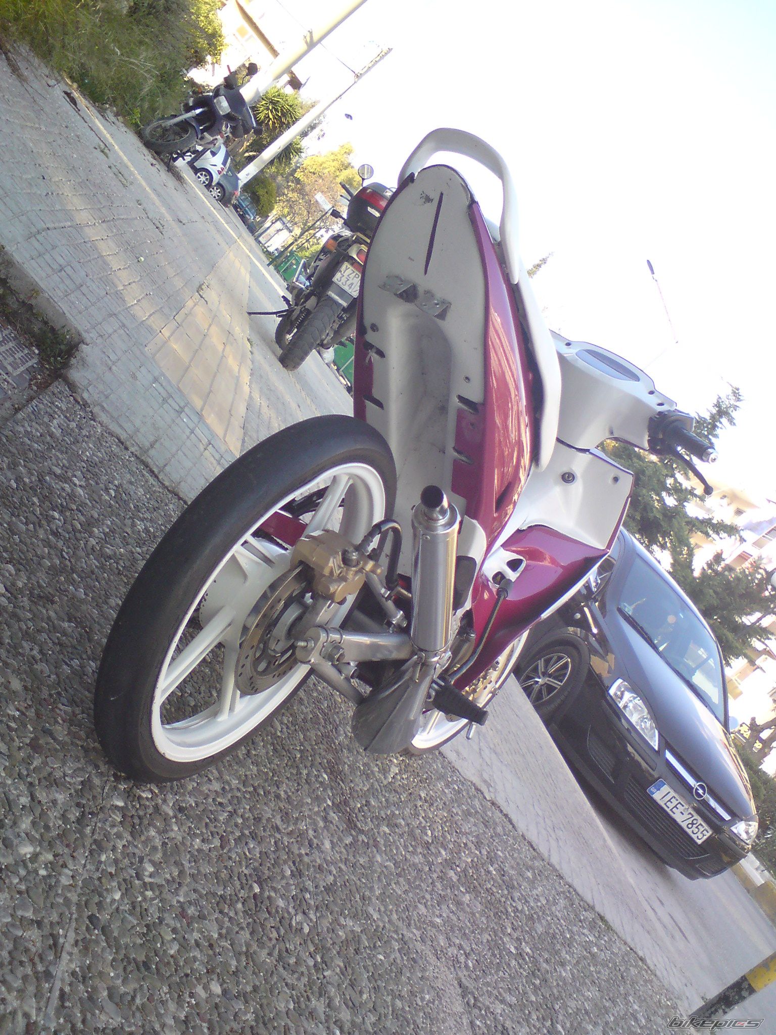Photo 1619906