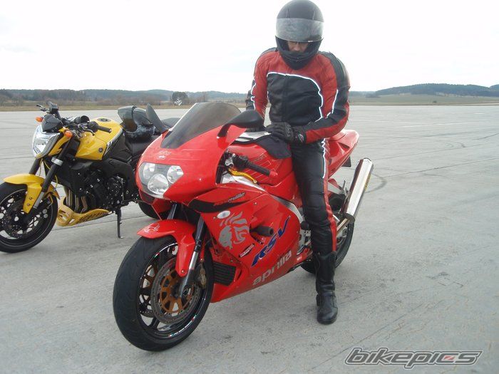 Photo 1620988