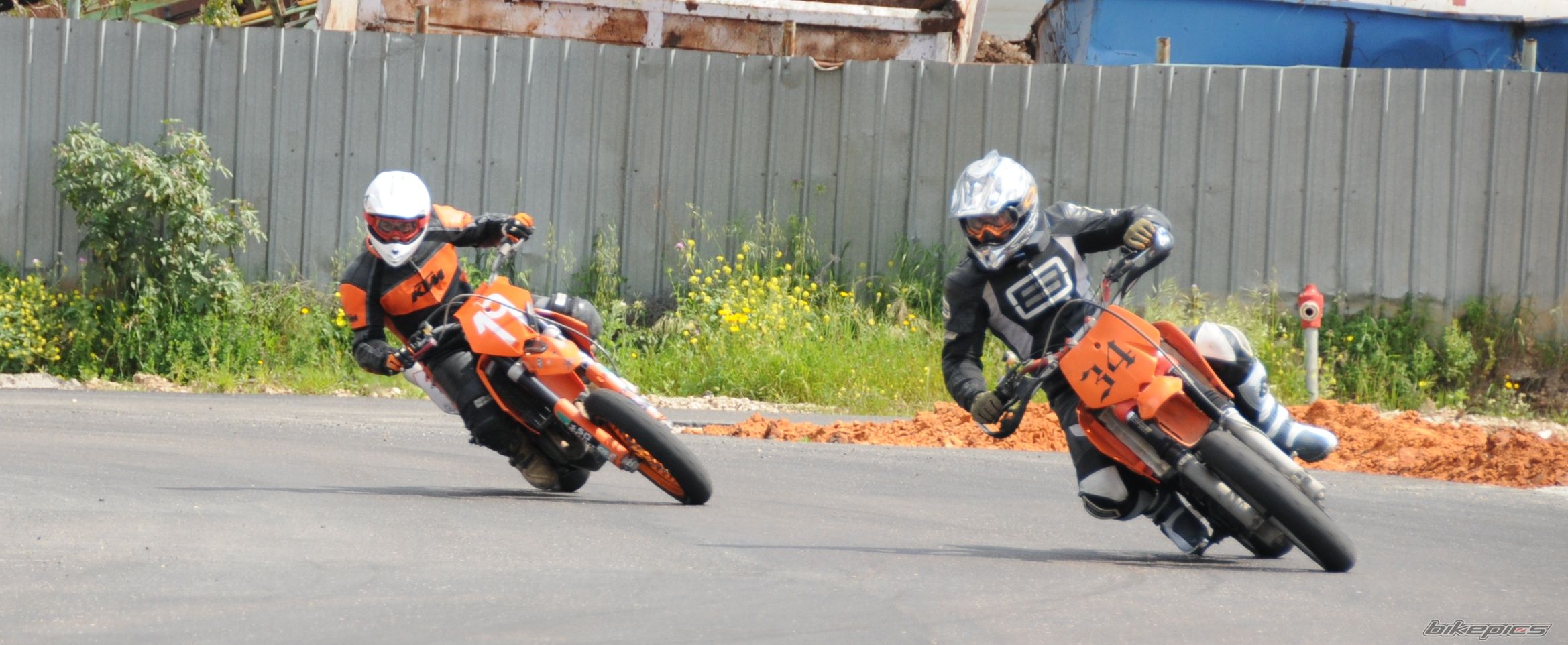 Photo 1621249