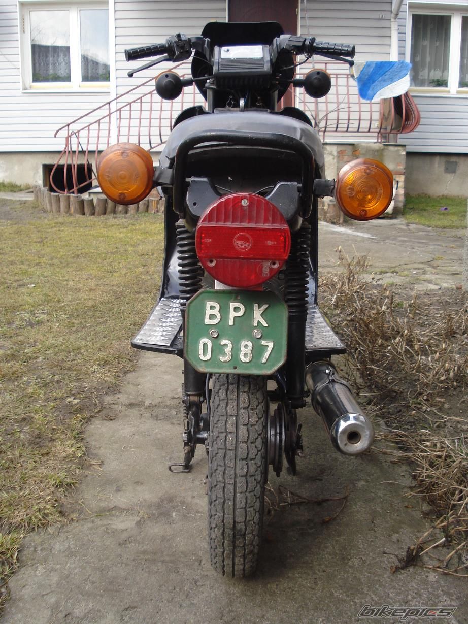 Photo 1621343