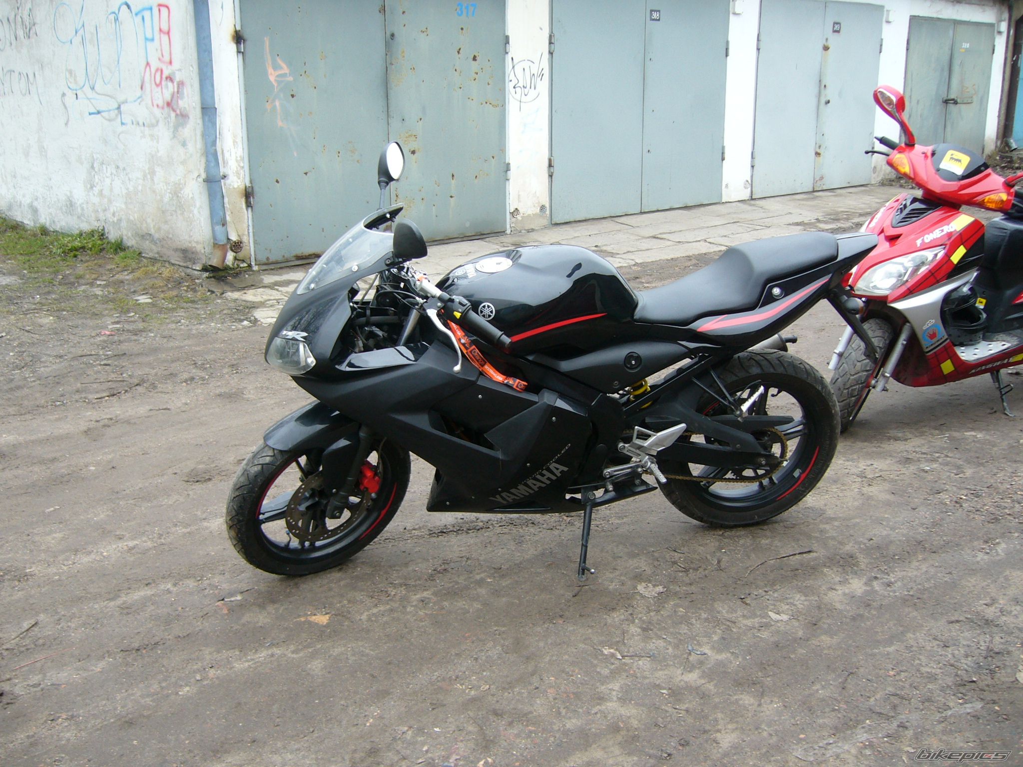 Photo 1621868