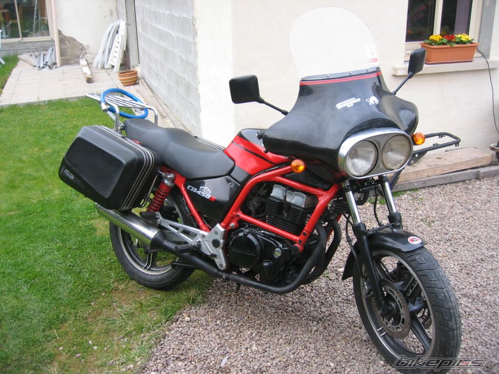Photo 1622354