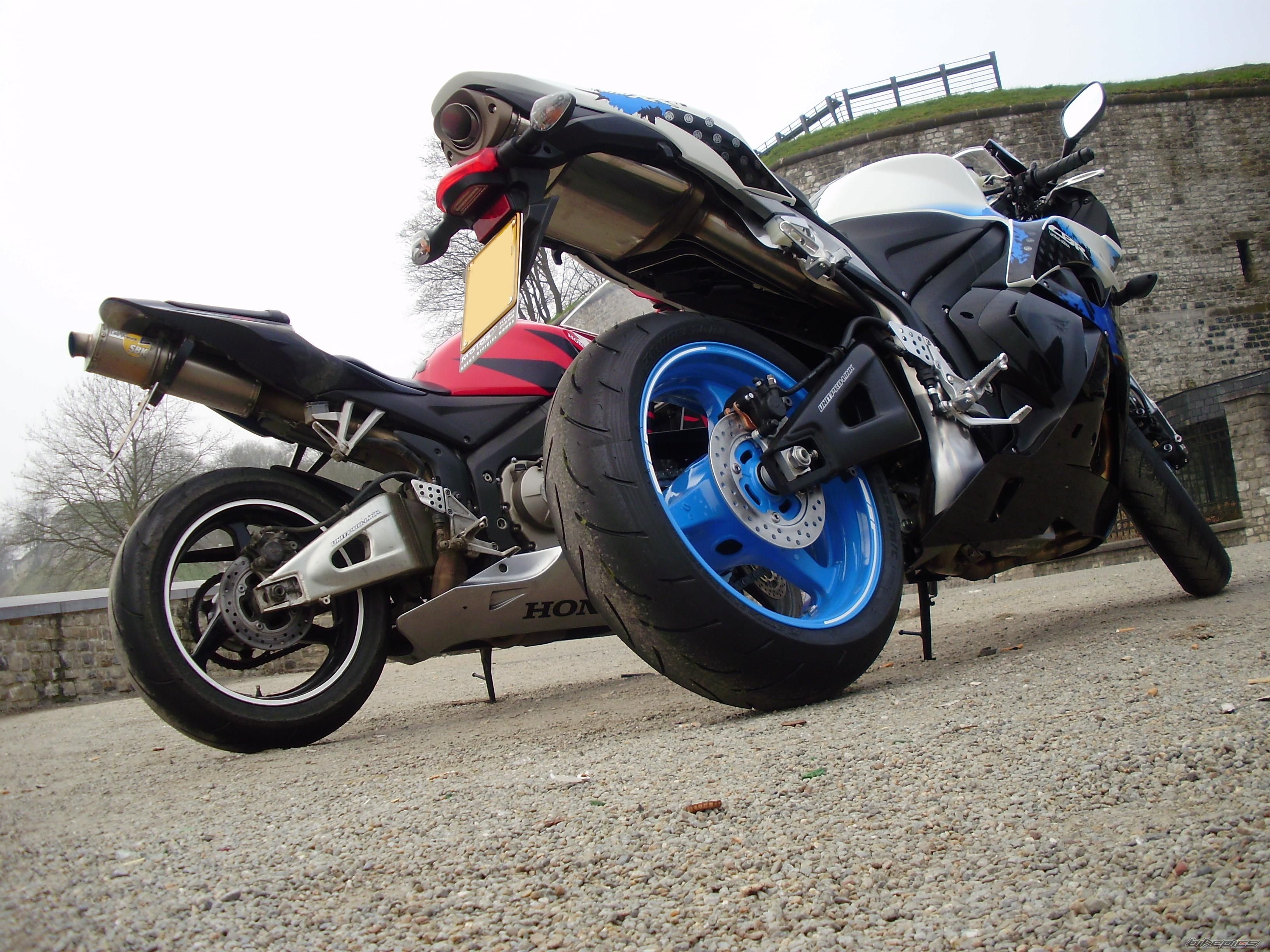 Photo 1622443