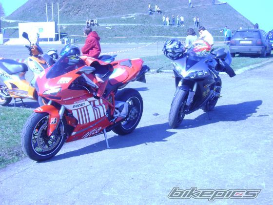Photo 1622452