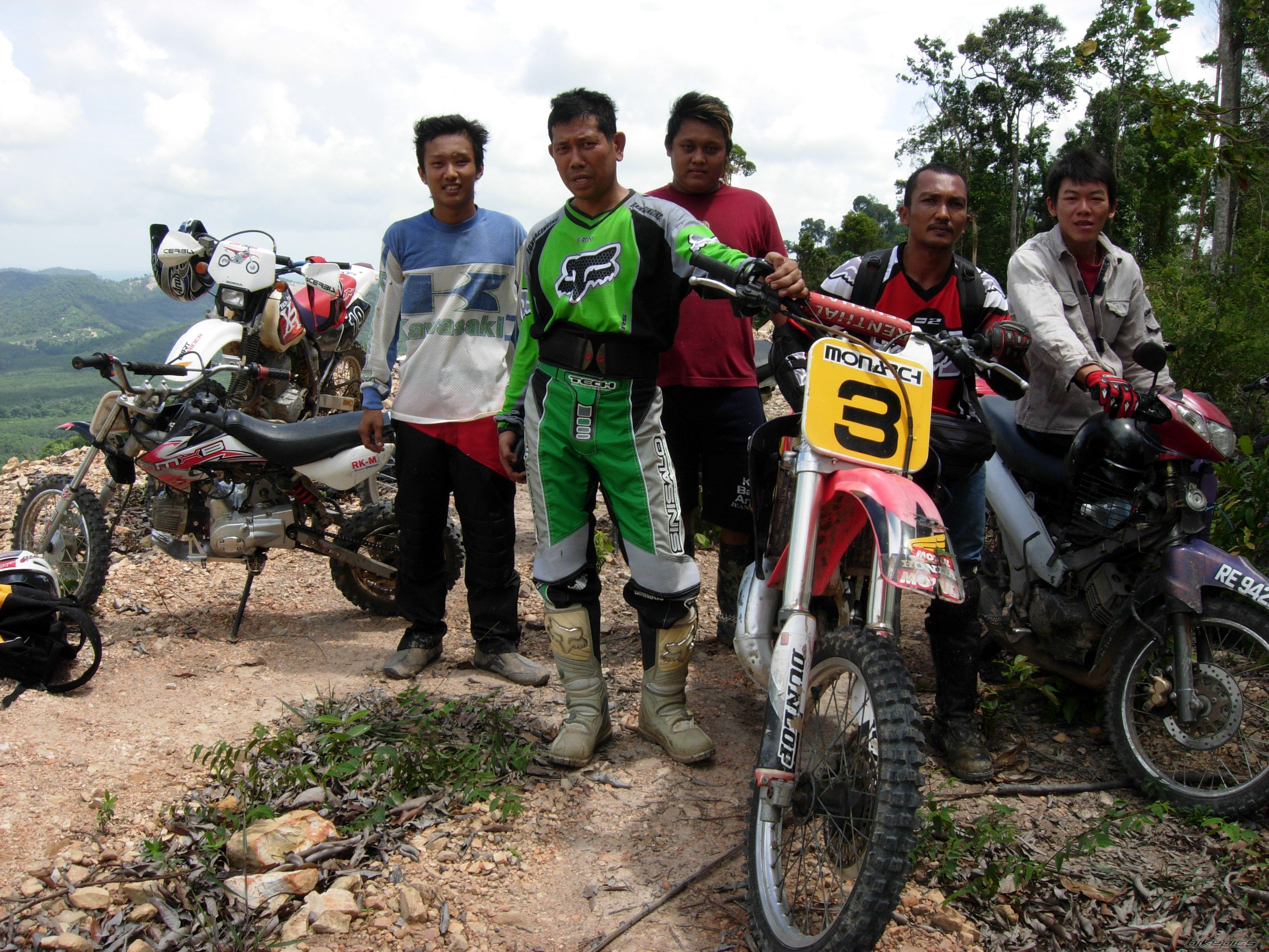 Photo 1622472