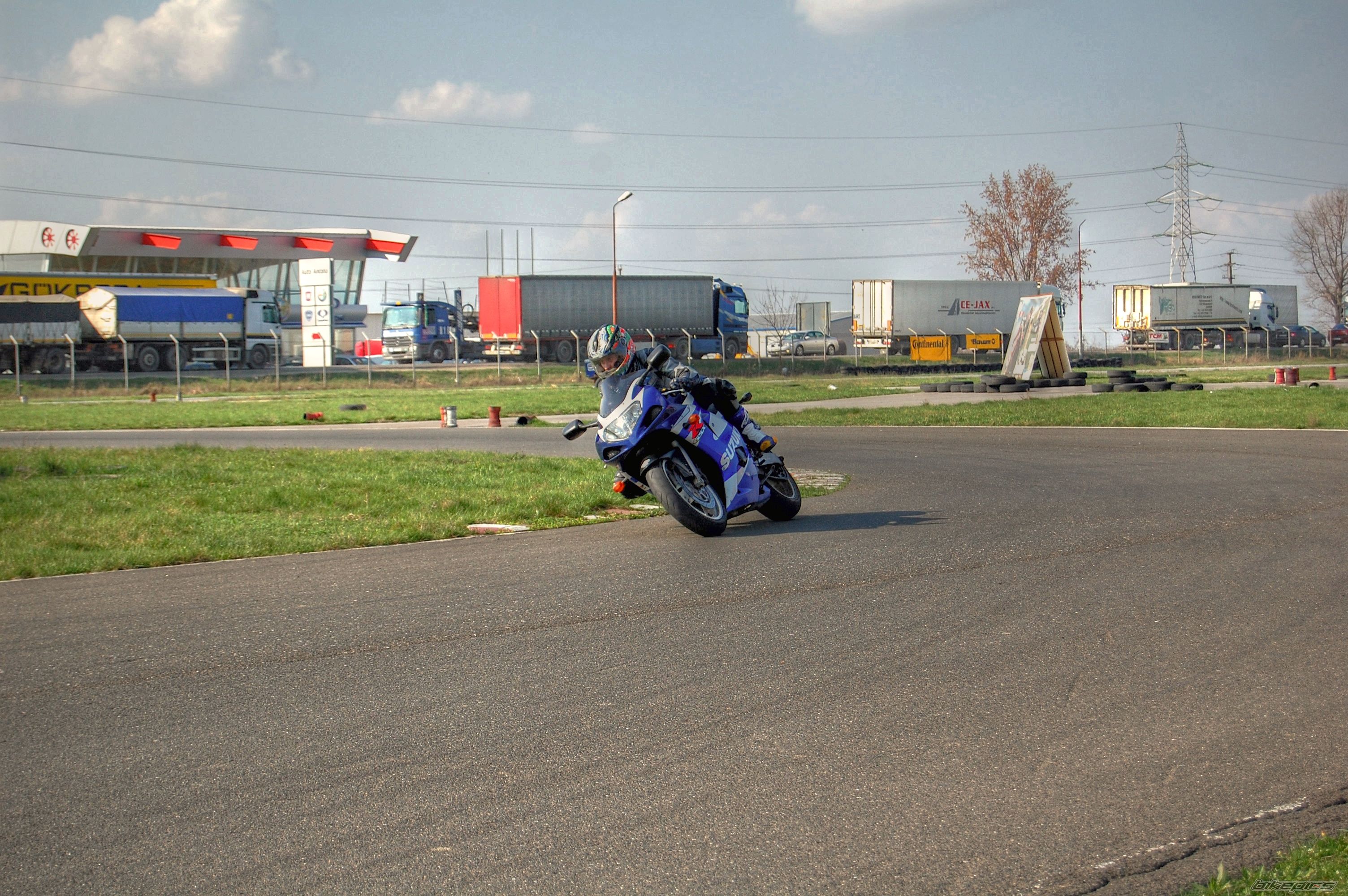 Bike Photo 1622544