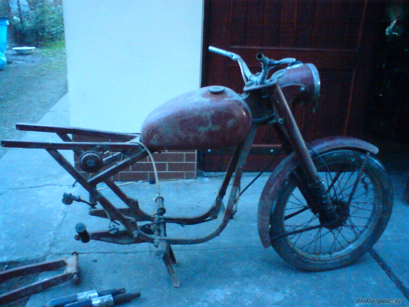 Photo 1622890