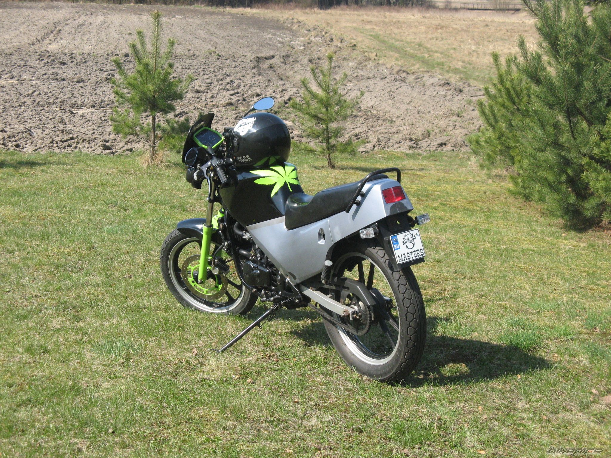 Photo 1623135