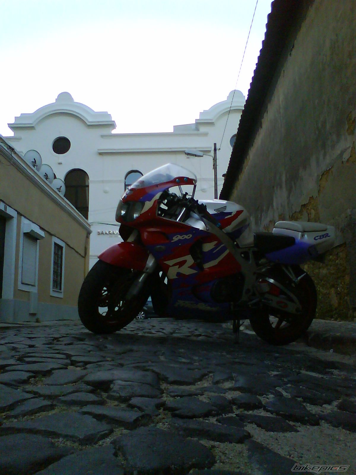 Photo 1623332