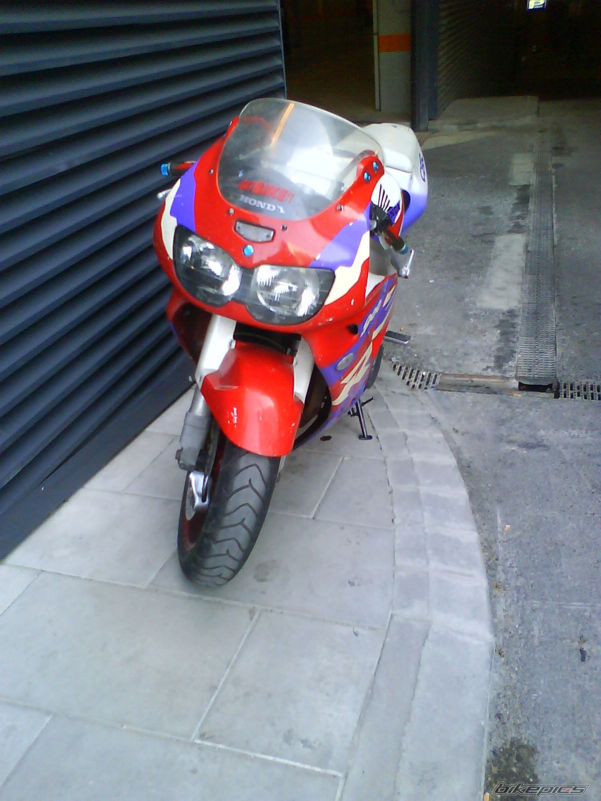 Photo 1623343