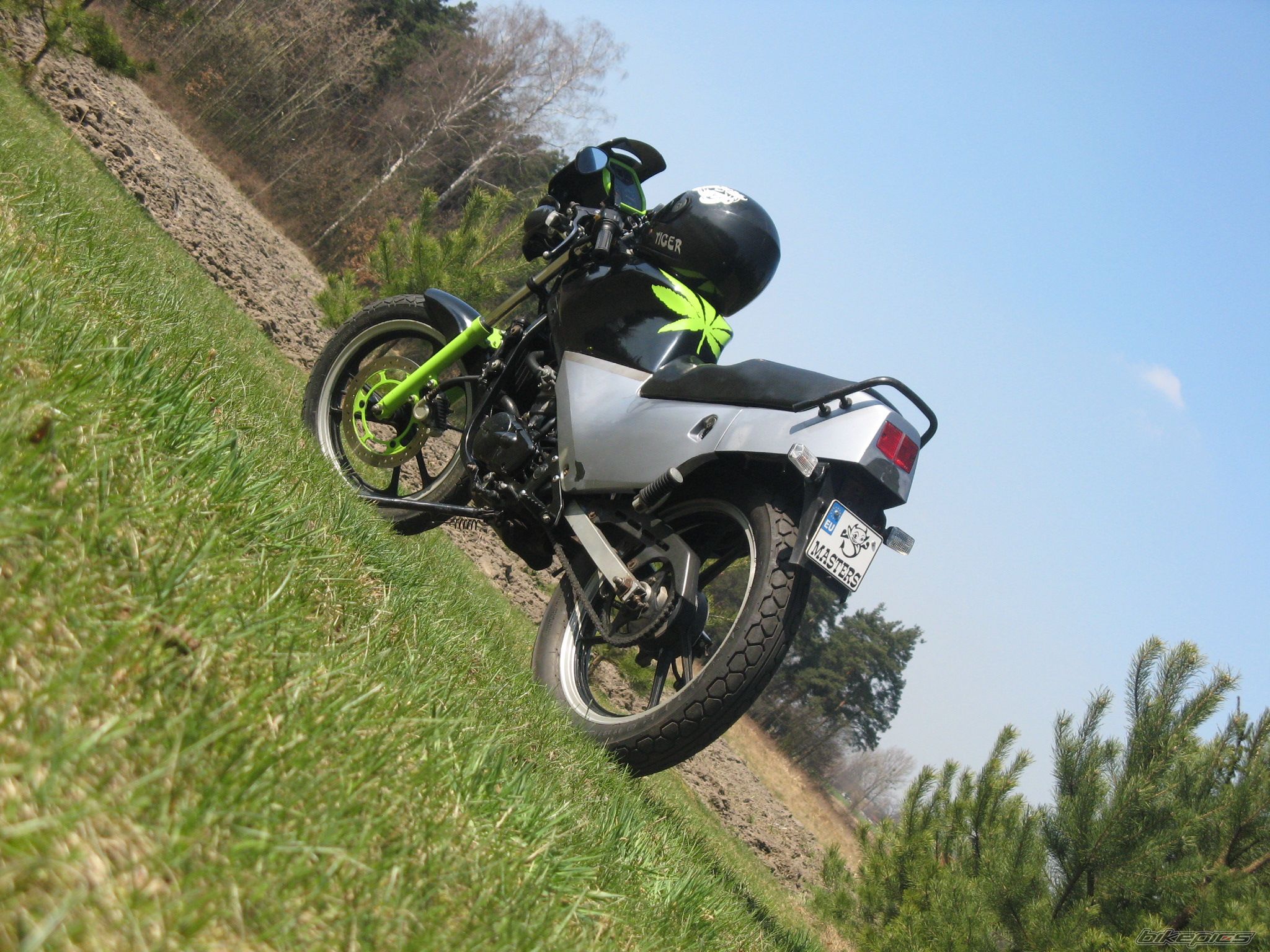 Photo 1623434