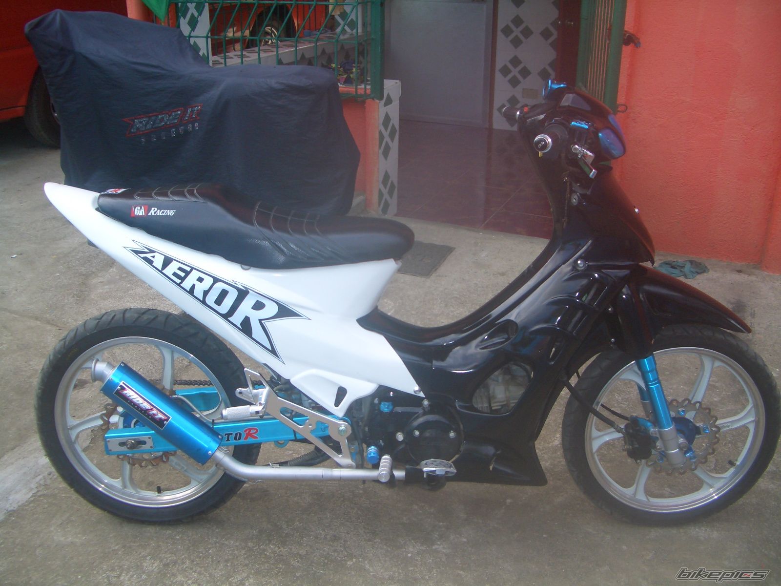 Photo 1623513