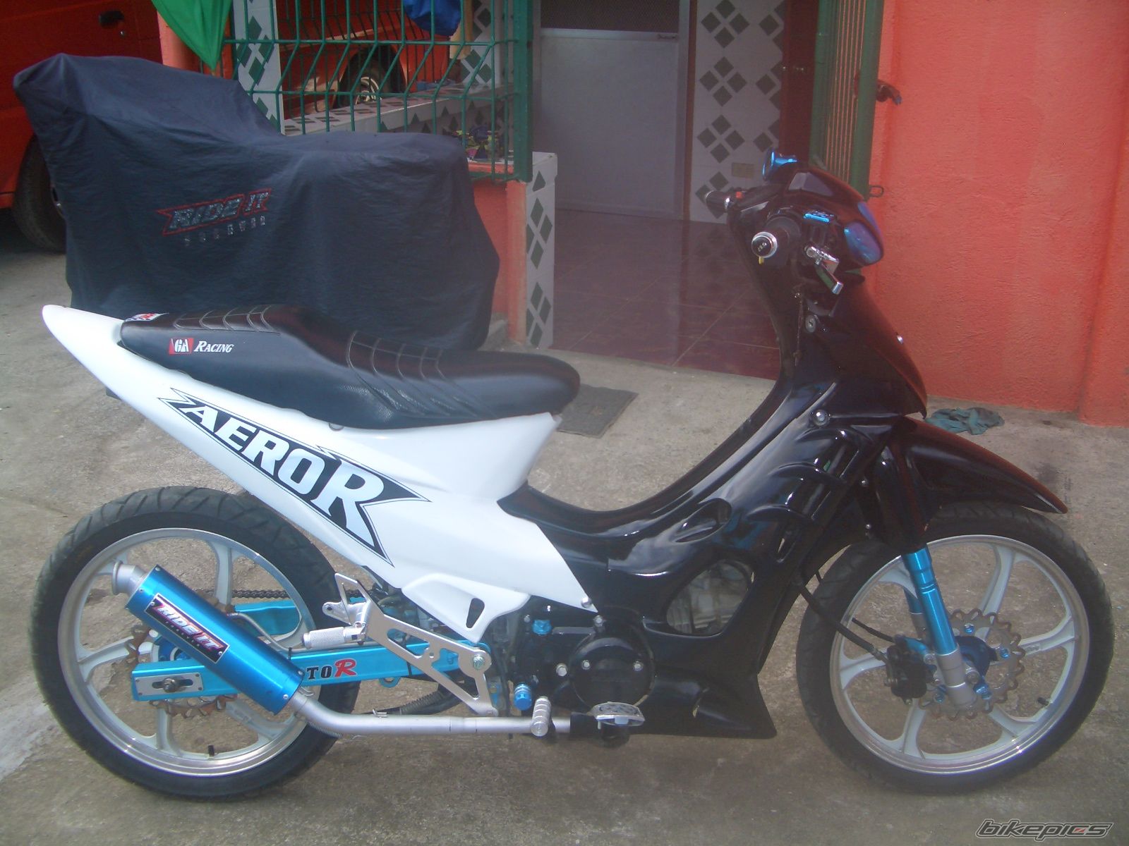 Photo 1623528