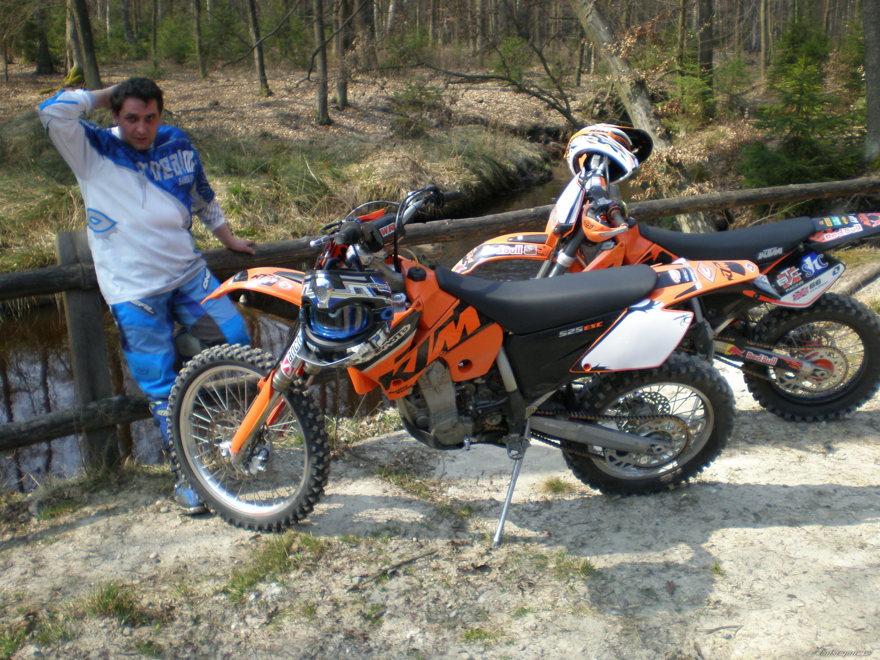 Photo 1623573