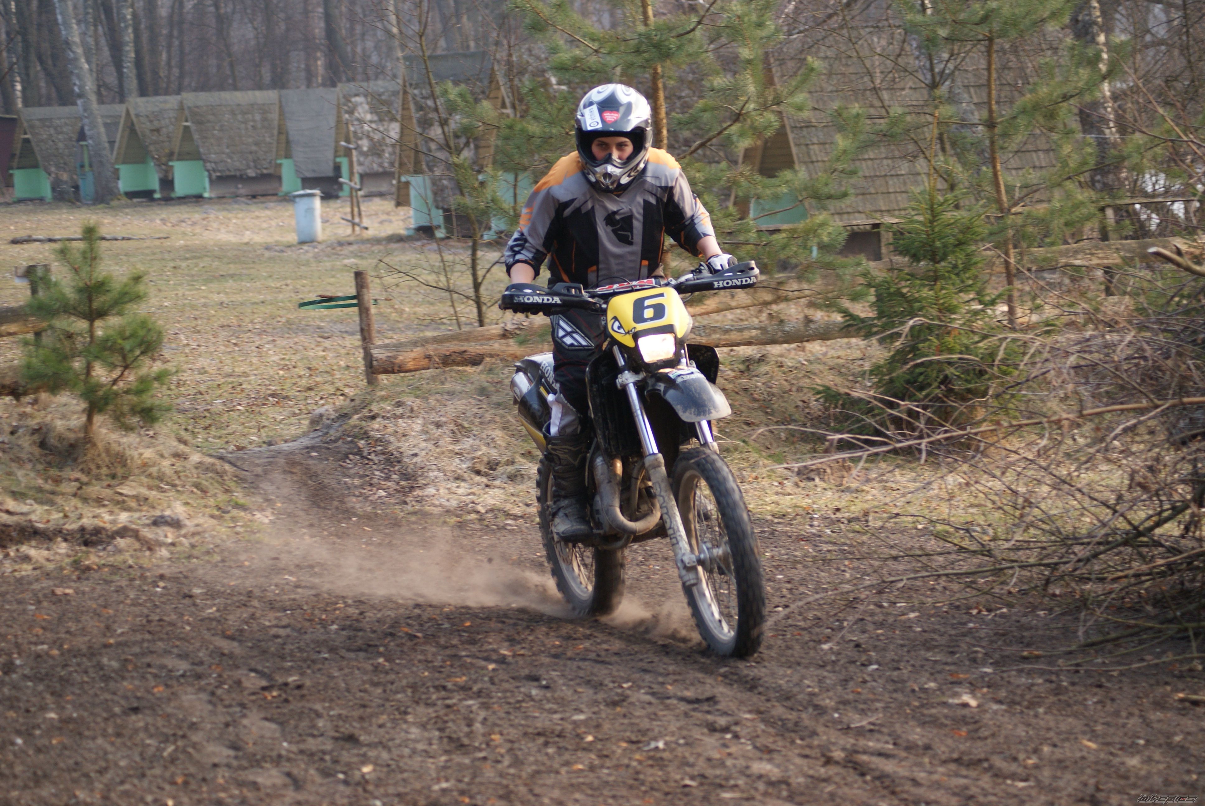 Photo 1624119