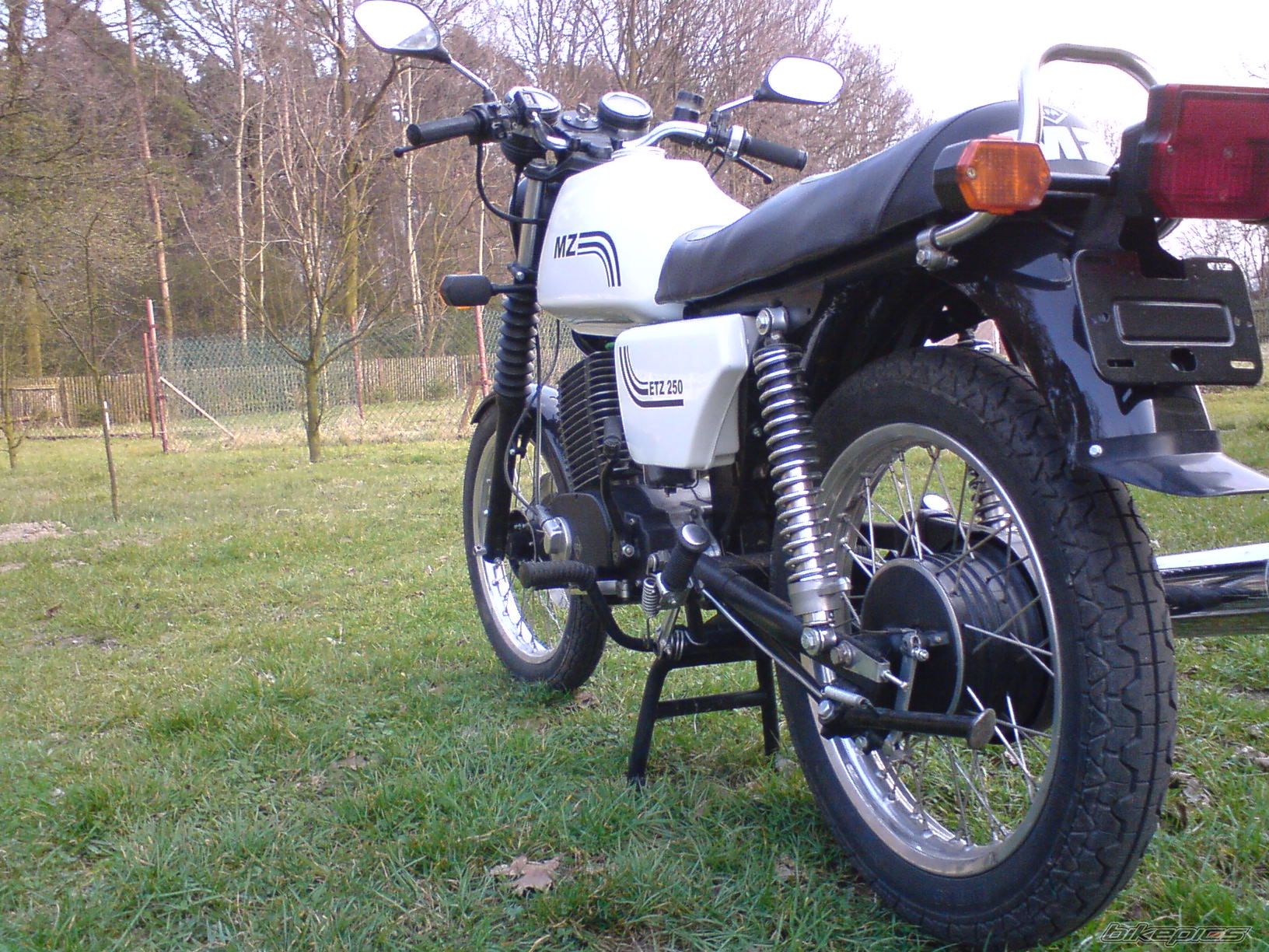Photo 1624285