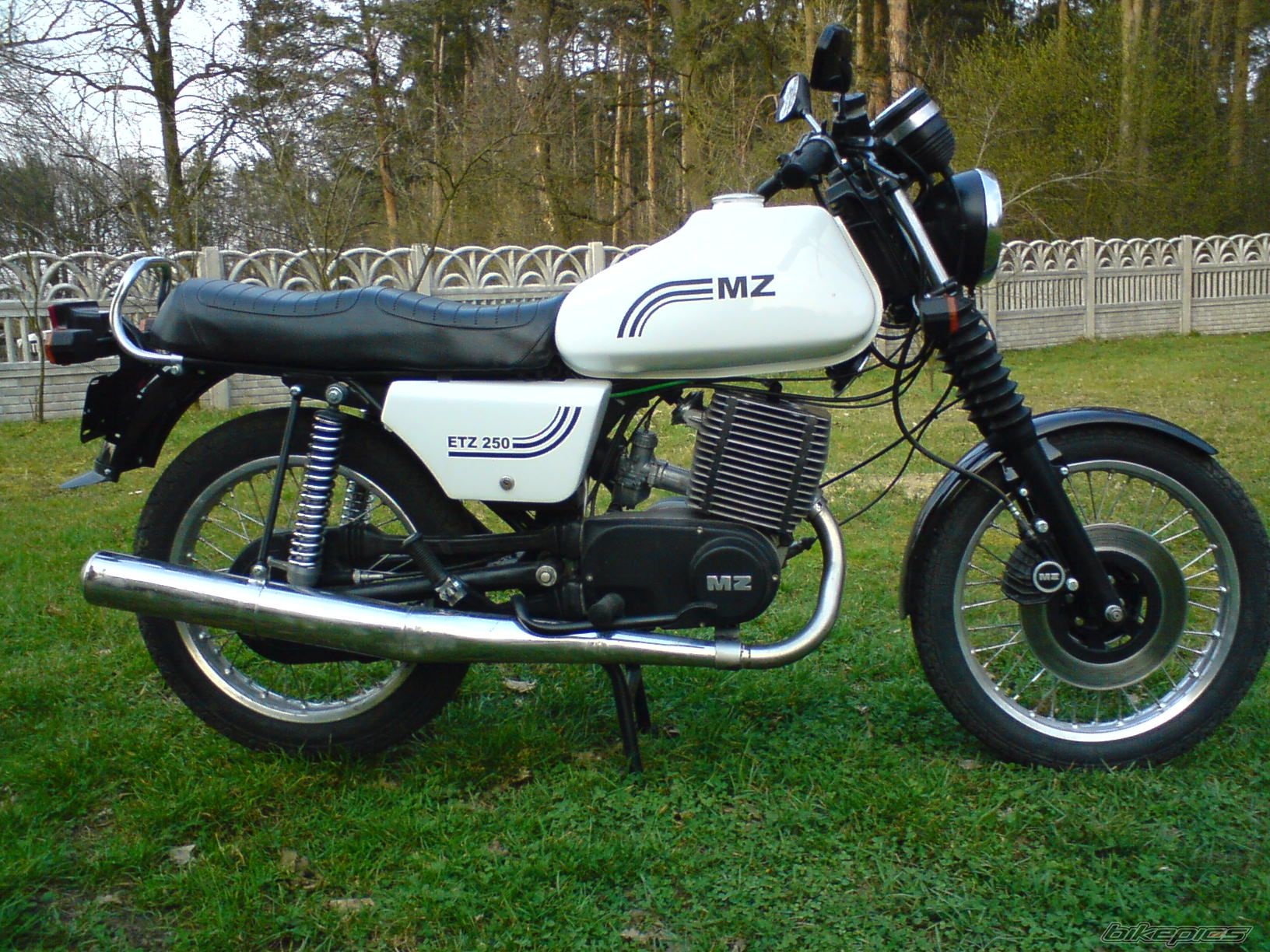 Photo 1624293