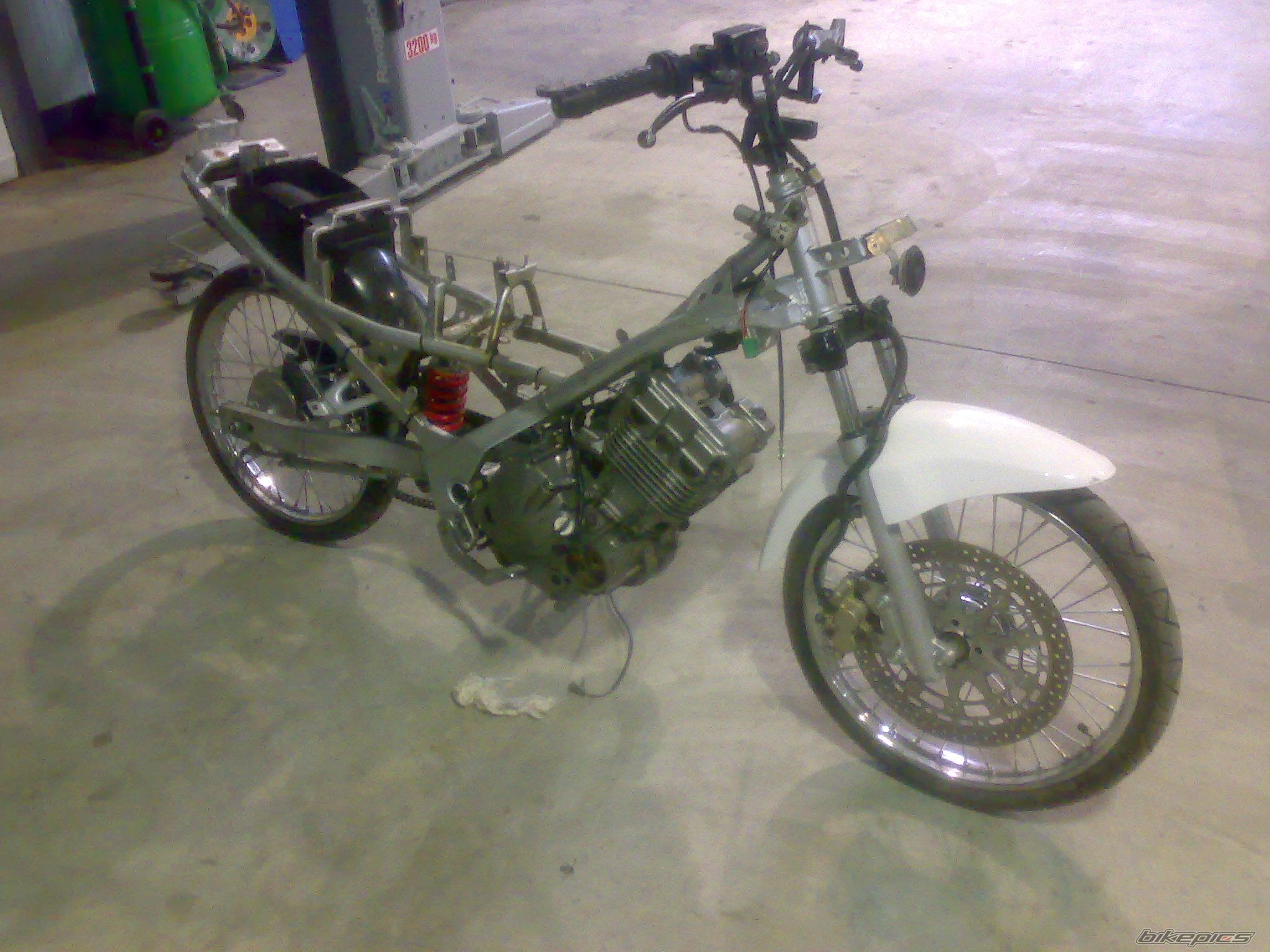 Photo 1624343