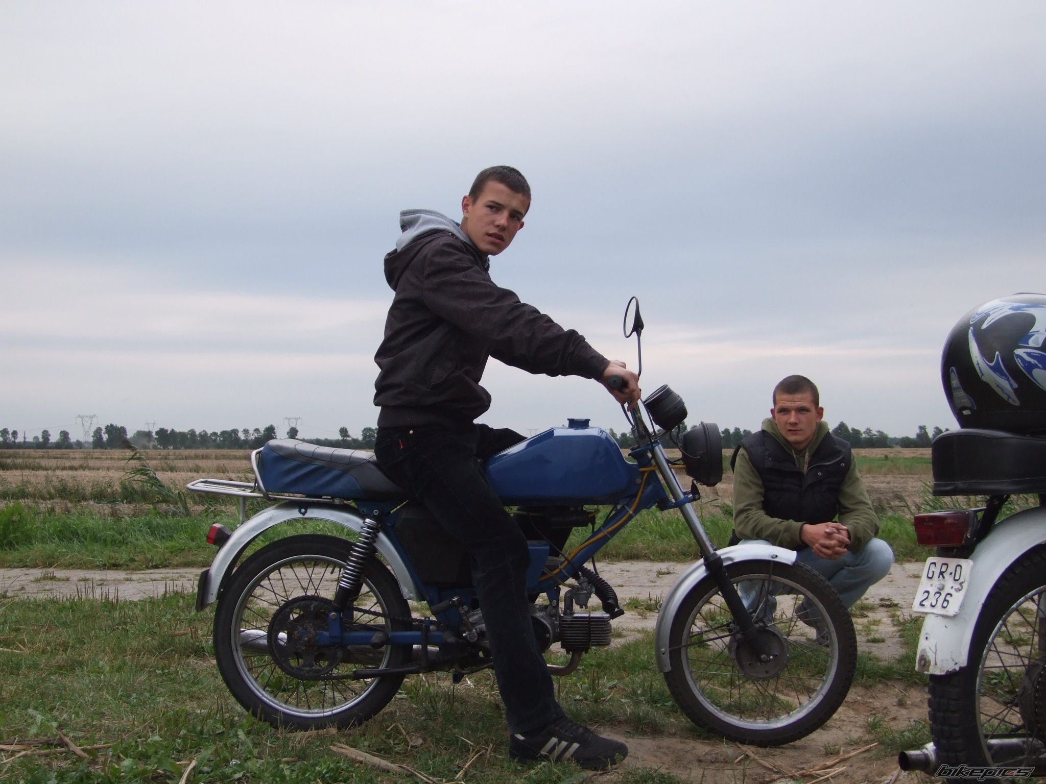 Photo 1624346