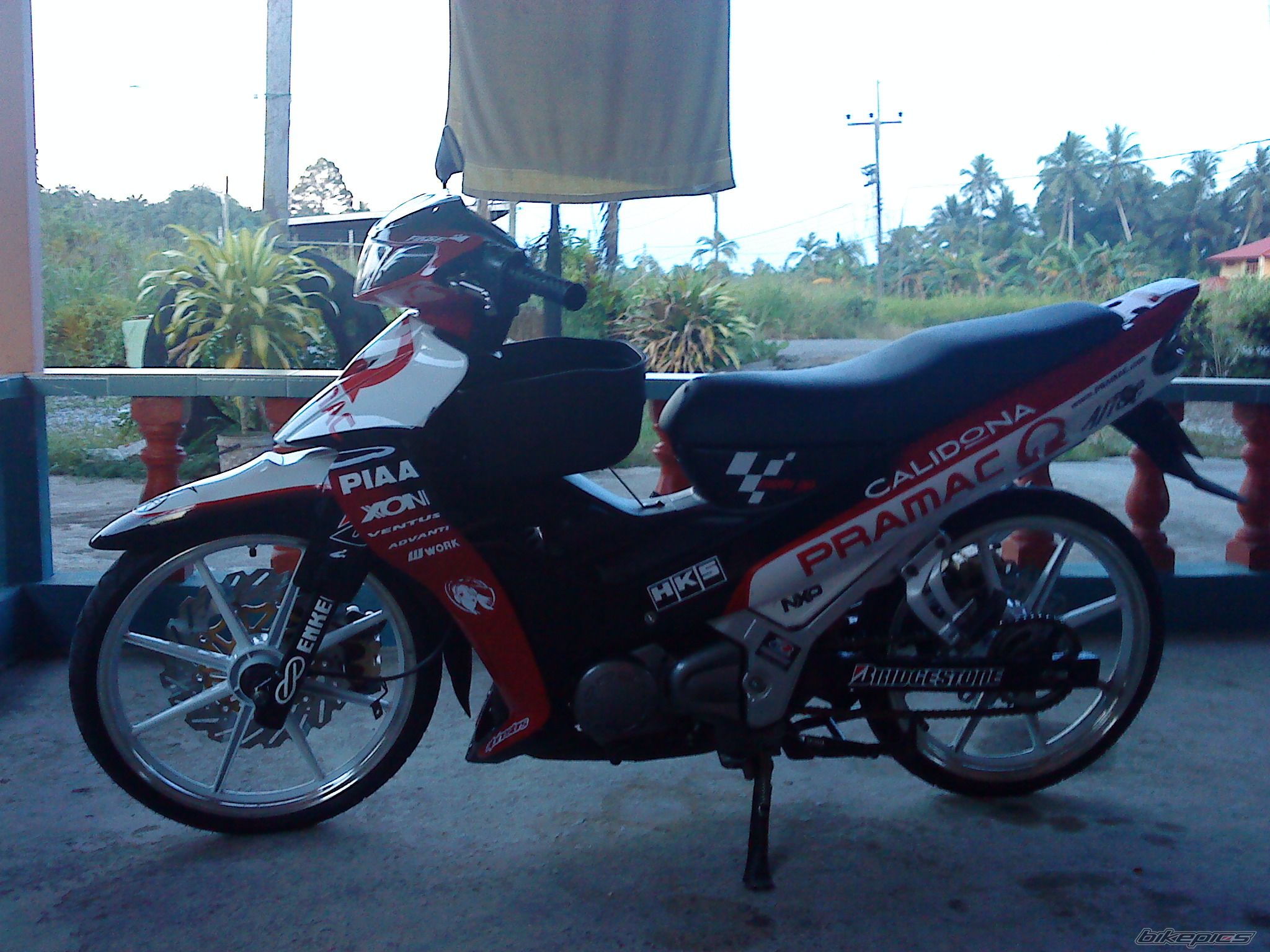 Photo 1624543
