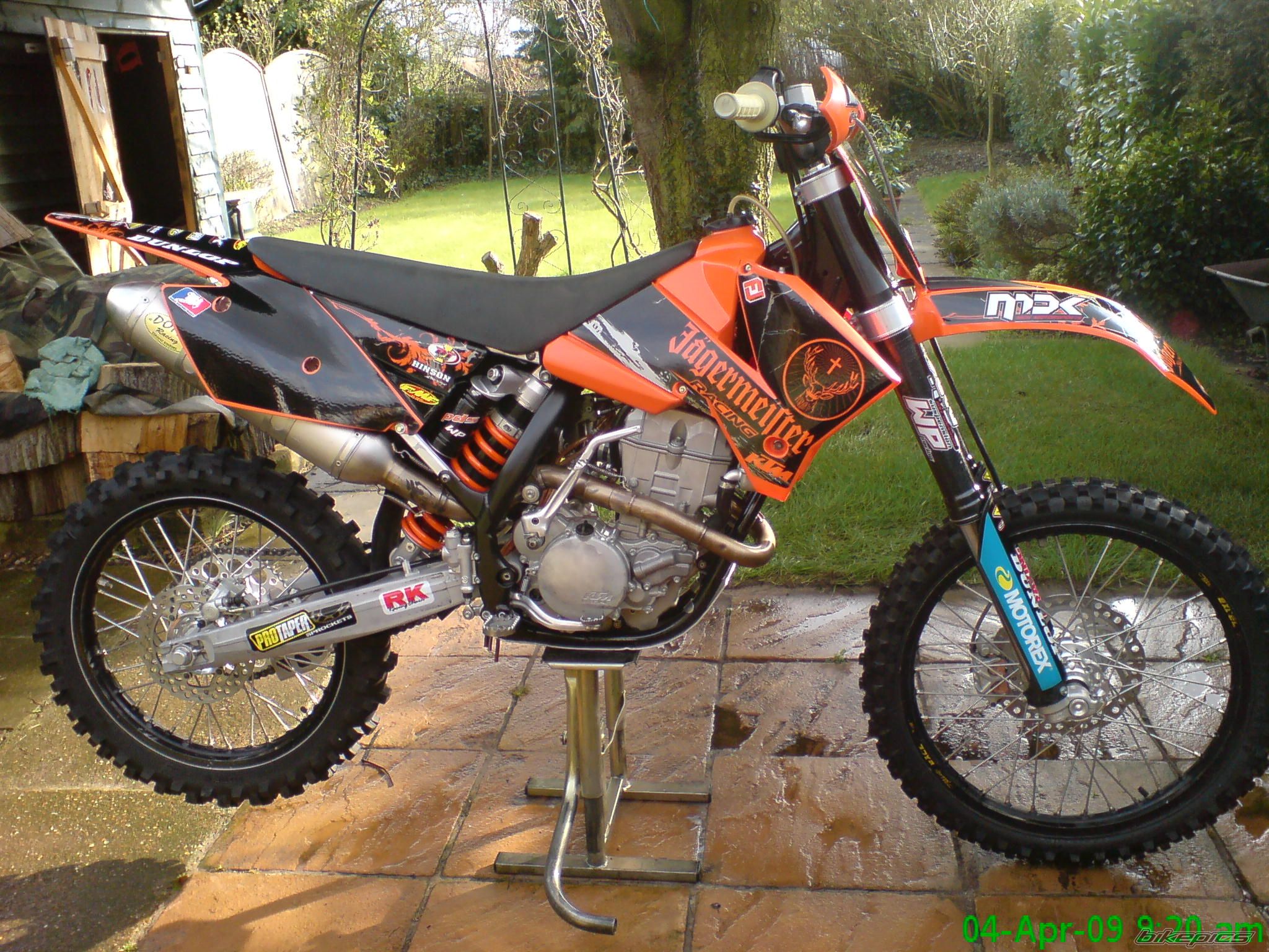 Photo 1624668