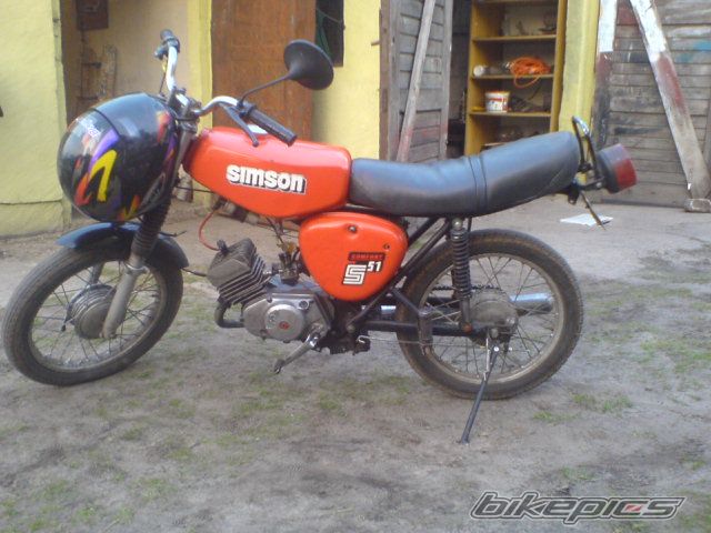 Photo 1625765