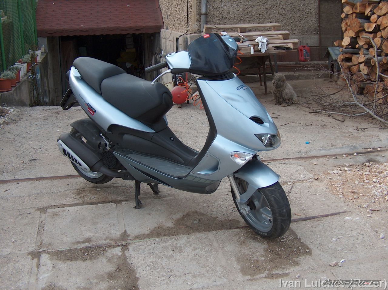Photo 1625850