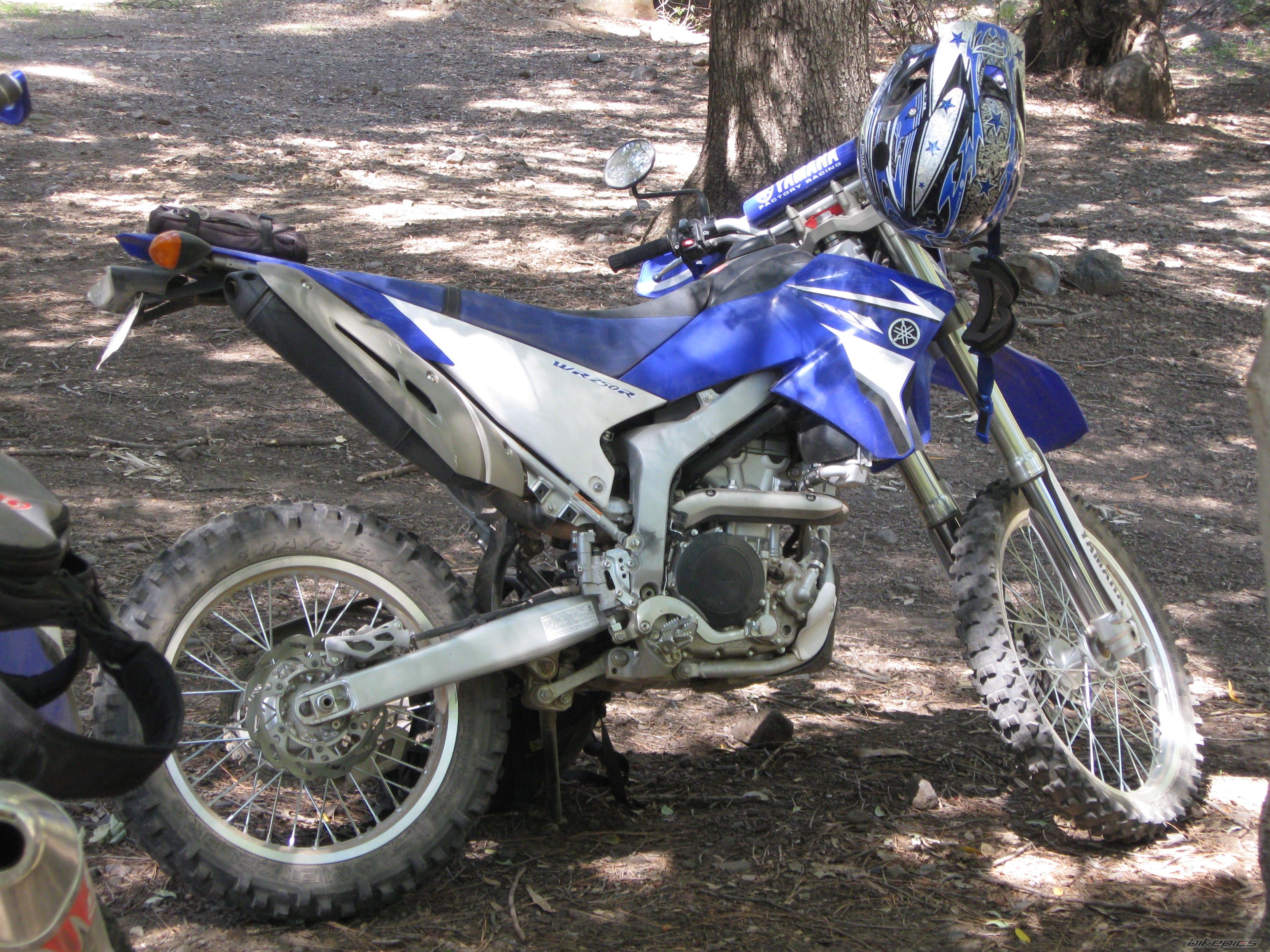 Photo 1625898