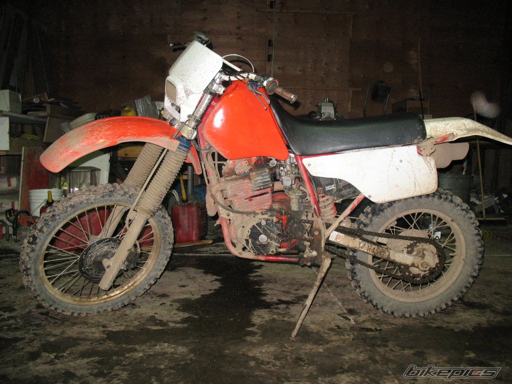 Photo 1625998