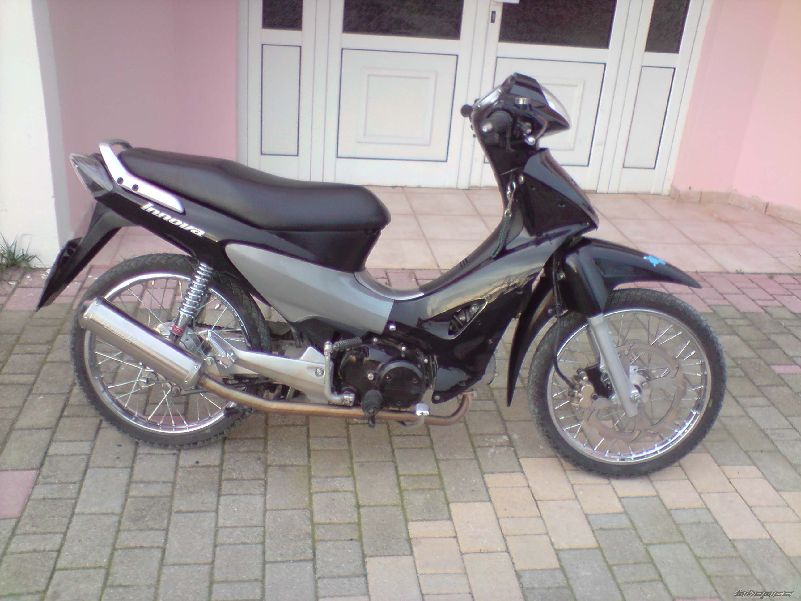 Bike Photo 1626384