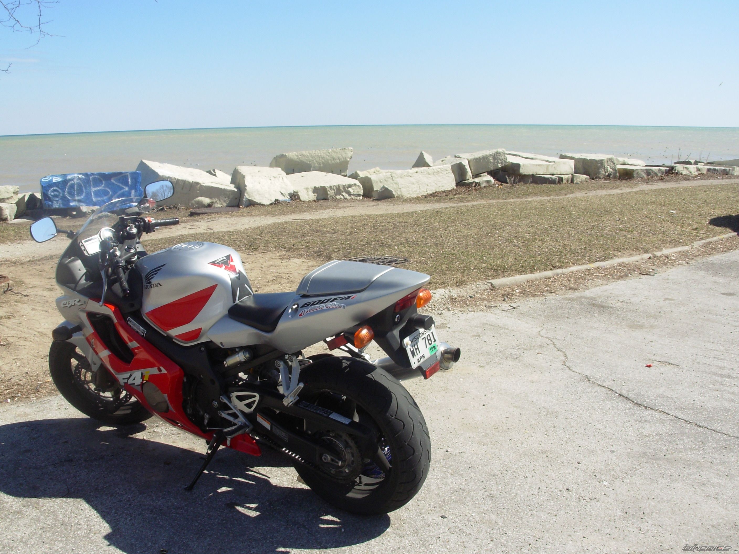 Photo 1626833