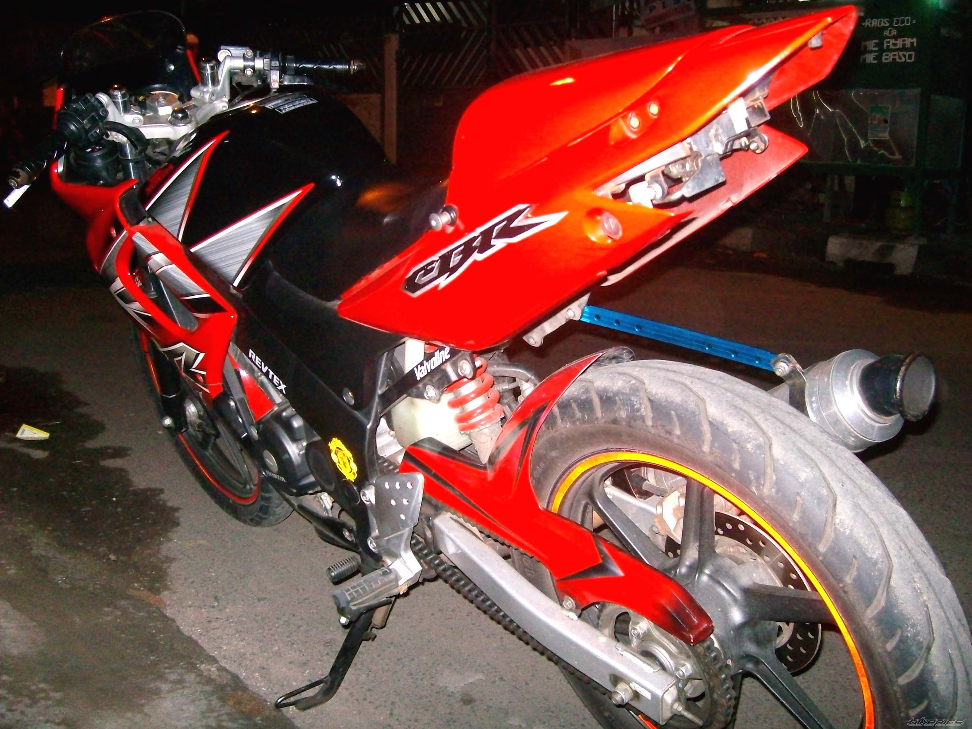 Photo 1626902