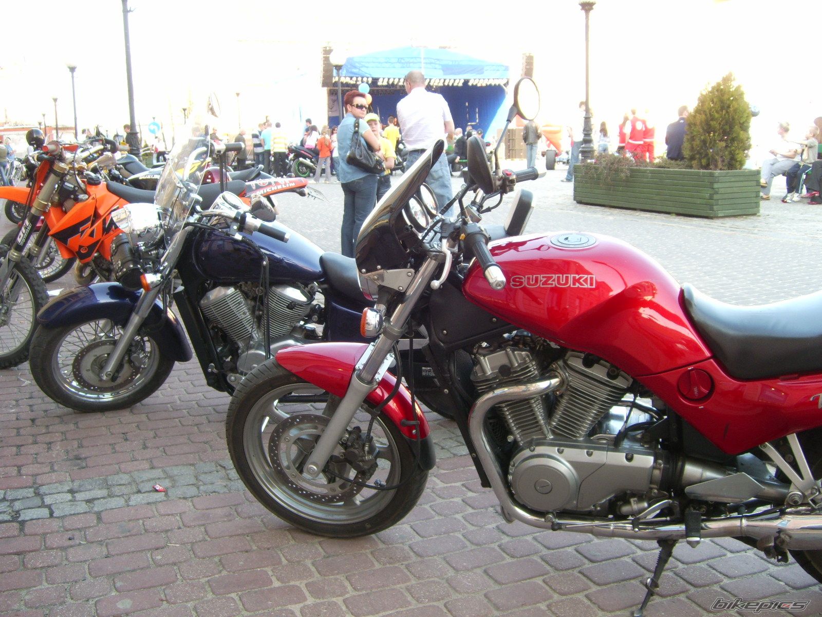 Photo 1627008