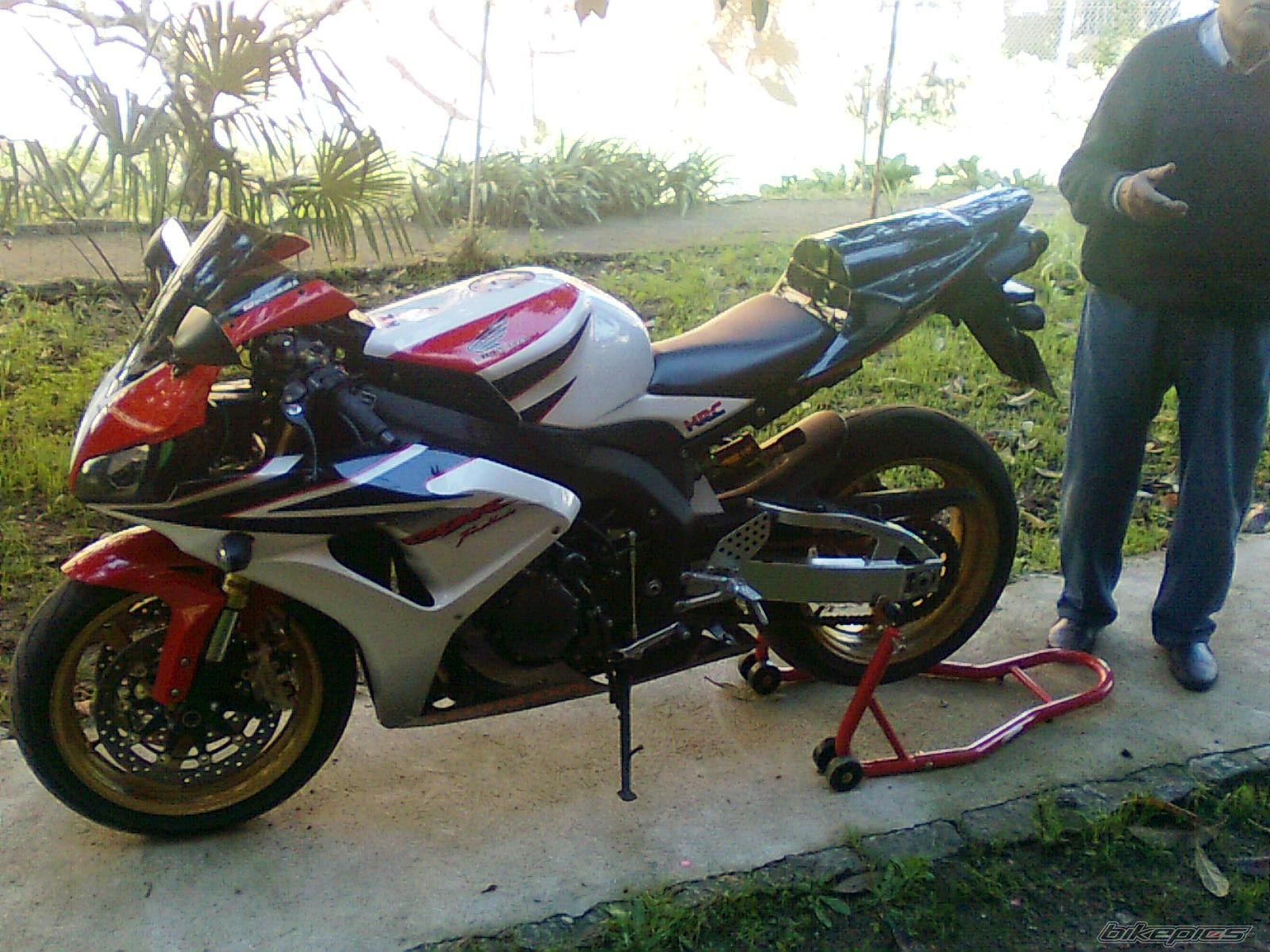Photo 1627077