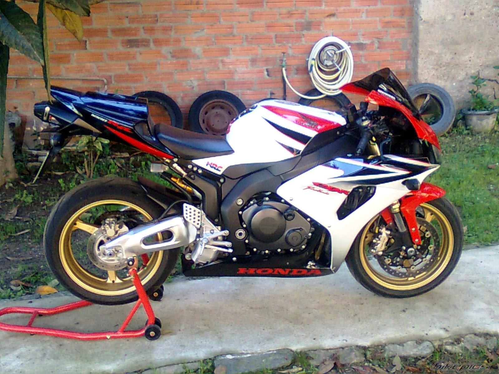 Photo 1627079